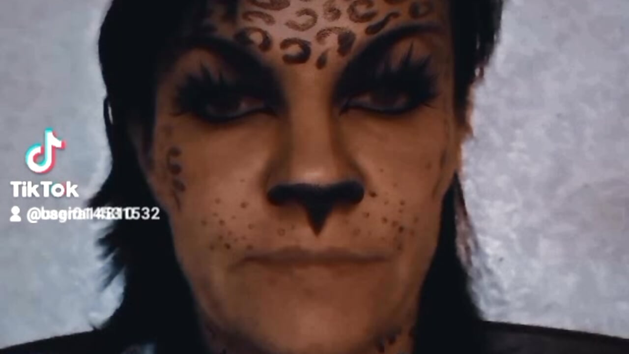 2023-10-30-013317436 – видео вебкам-модели BagiraLovaXXL