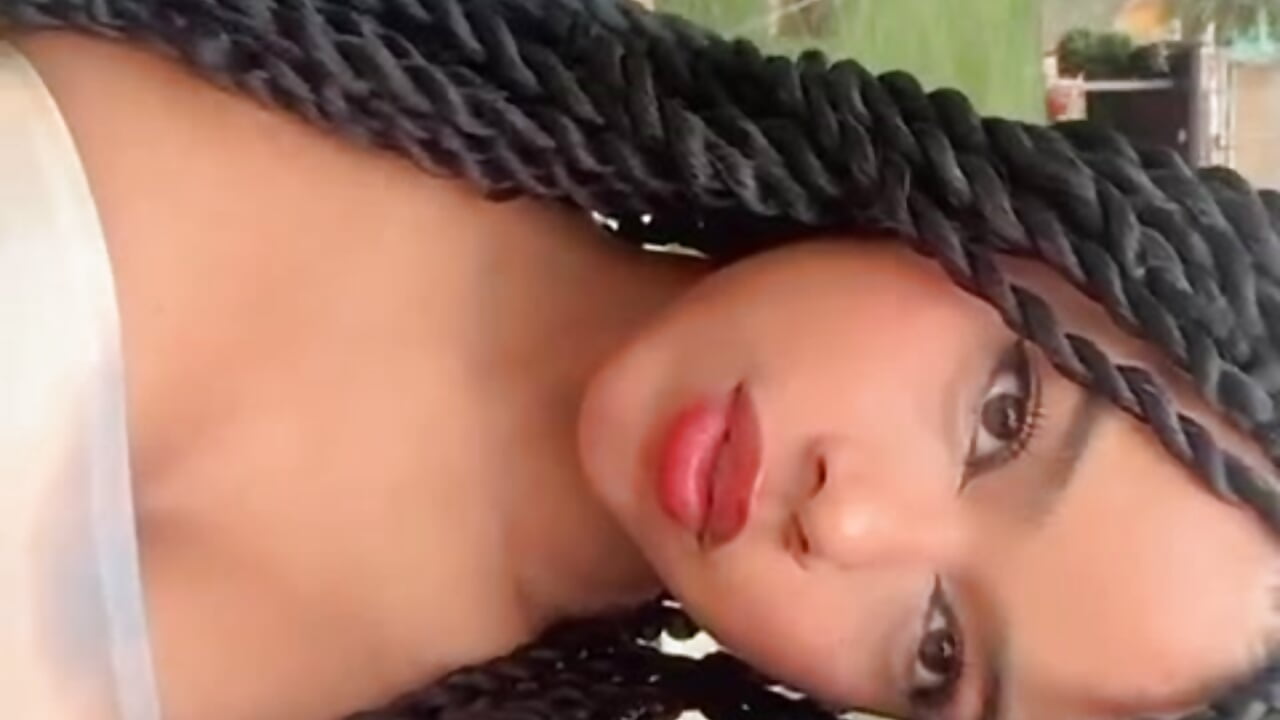 WhatsApp Video 2024-07-13 at 7,54,23 PM– MegganCarter kameramodell videója