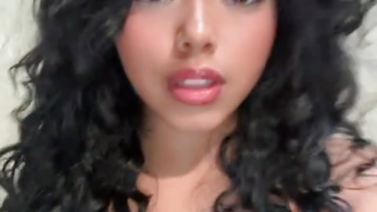 me🍑– MegganCarter kameramodell videója