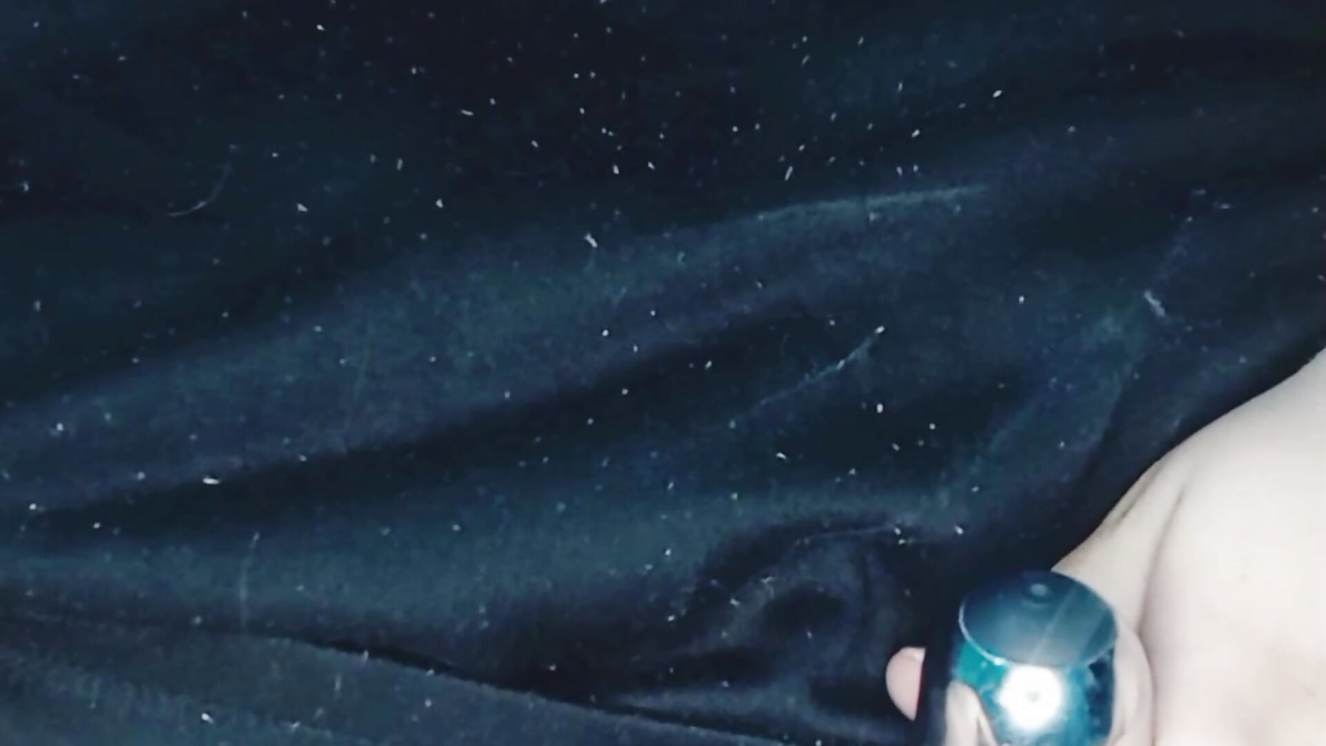 So wet for you, playing with my hitachi - video di tiffany_laurens modella di cam