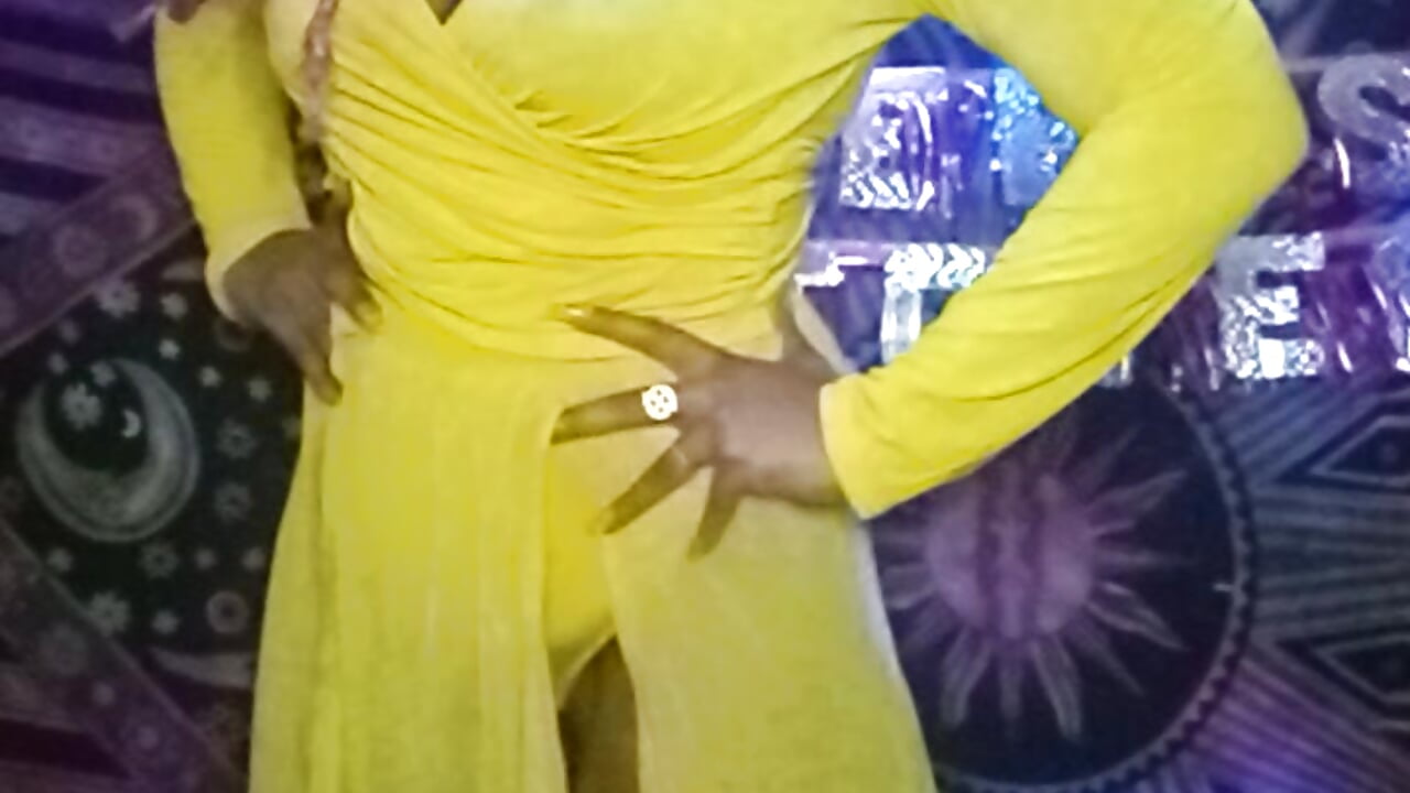 ❤️Spring/Summertime❤️ - AmazonianMistress 캠 모델의 동영상