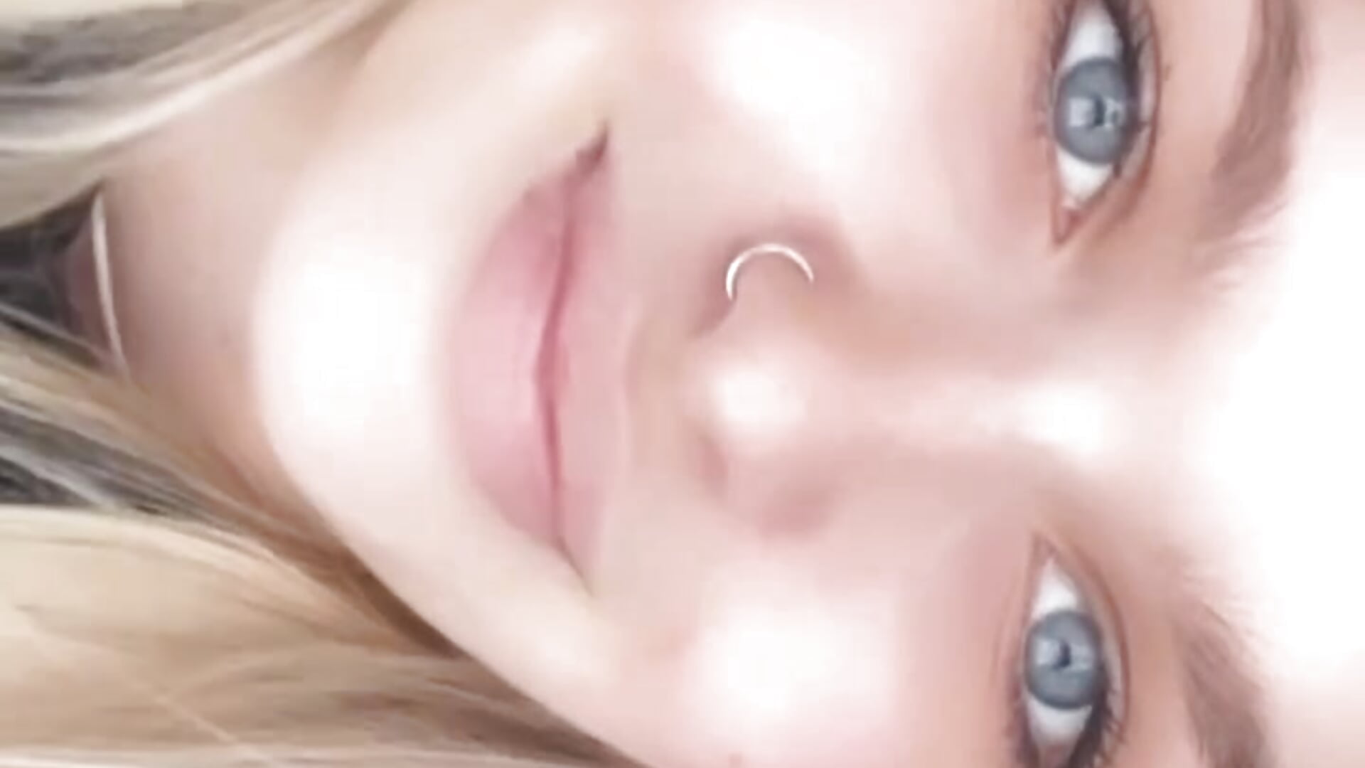 blue eyes ^^