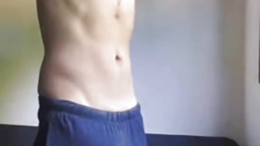 Wanna see through my sweatpants? - video by SeizoC cam model