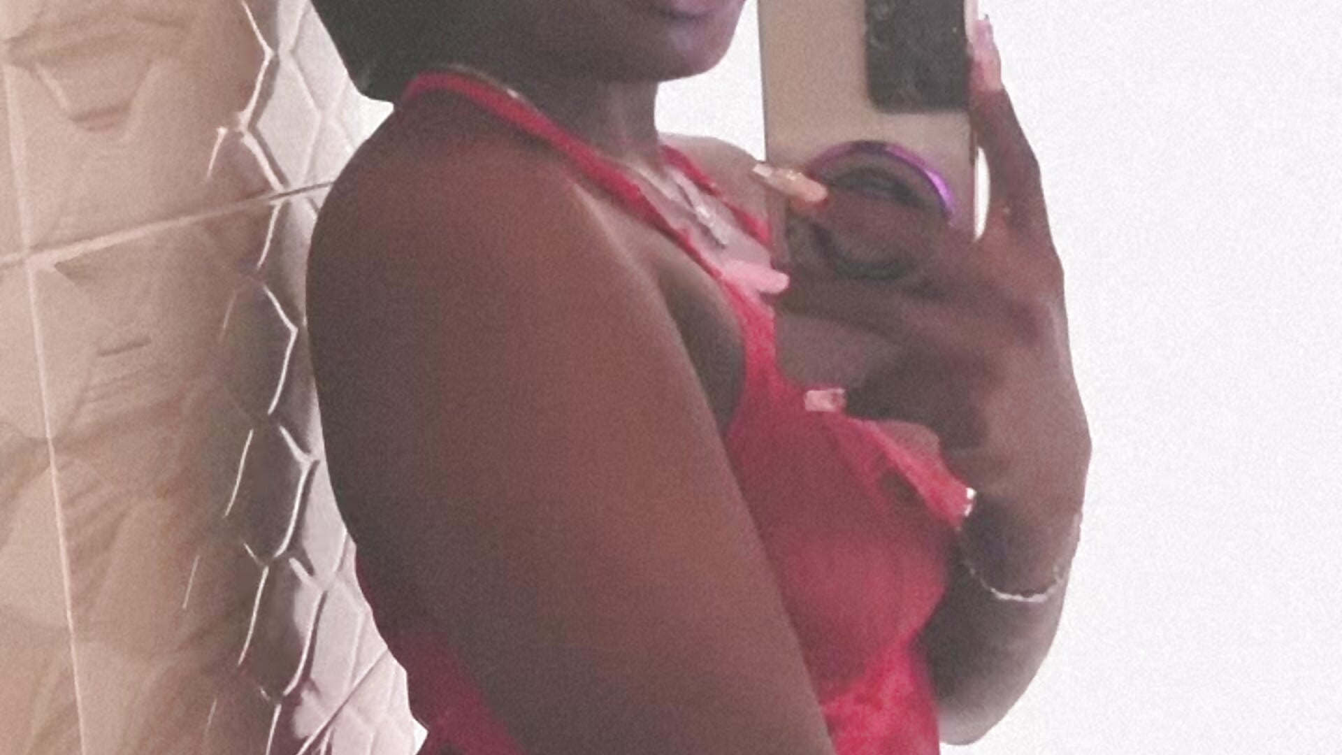 Heyyy baby😘 - clip cu Mon_cherrie_ model videochat