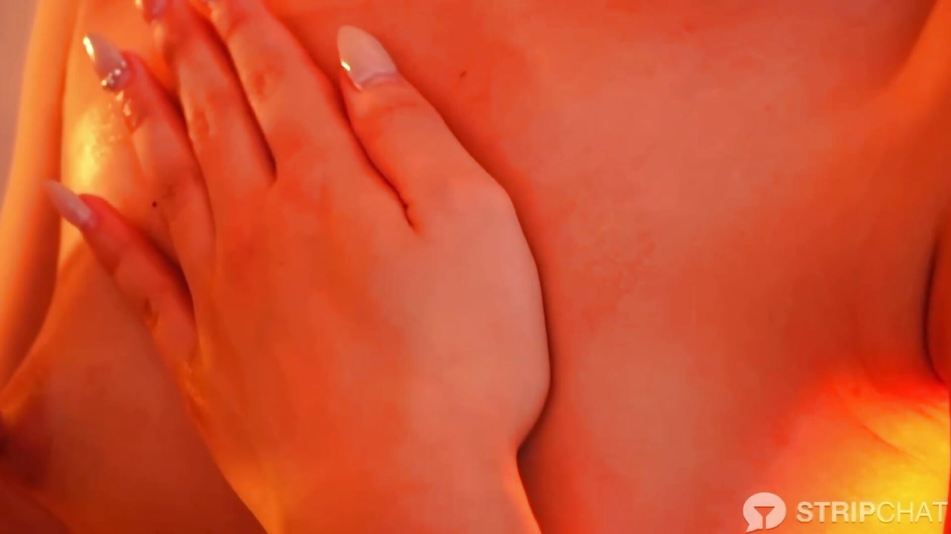 Golden Touch-Oiled & Glowing - video by KiraKayleigh1 cam model