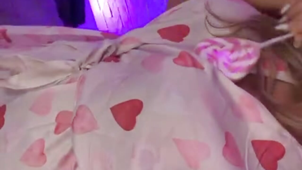 Vday Special - video by ClaraHazel cam model