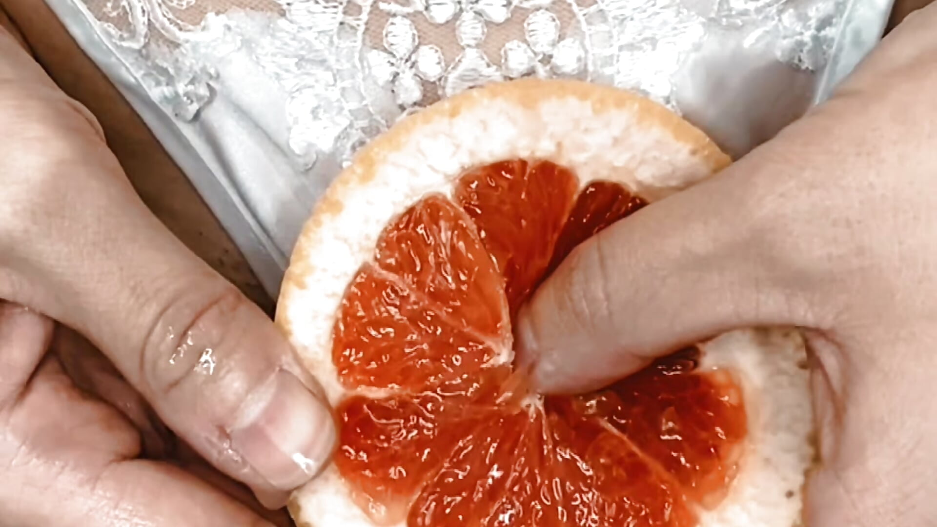 WELCOME VIDEO! Hi guys, i am Anna! - βίντεο μοντέλου MrMrsRight