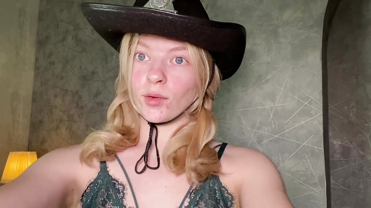 What a cutie! - video by RinaBlondie cam model