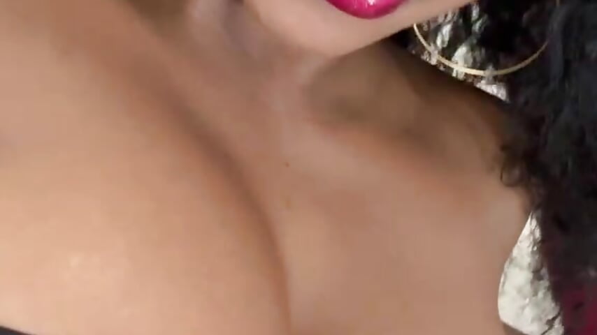 WhatsApp Video 2026-10-29 at 9,25,10 AM - video by Christie_Wilde cam model