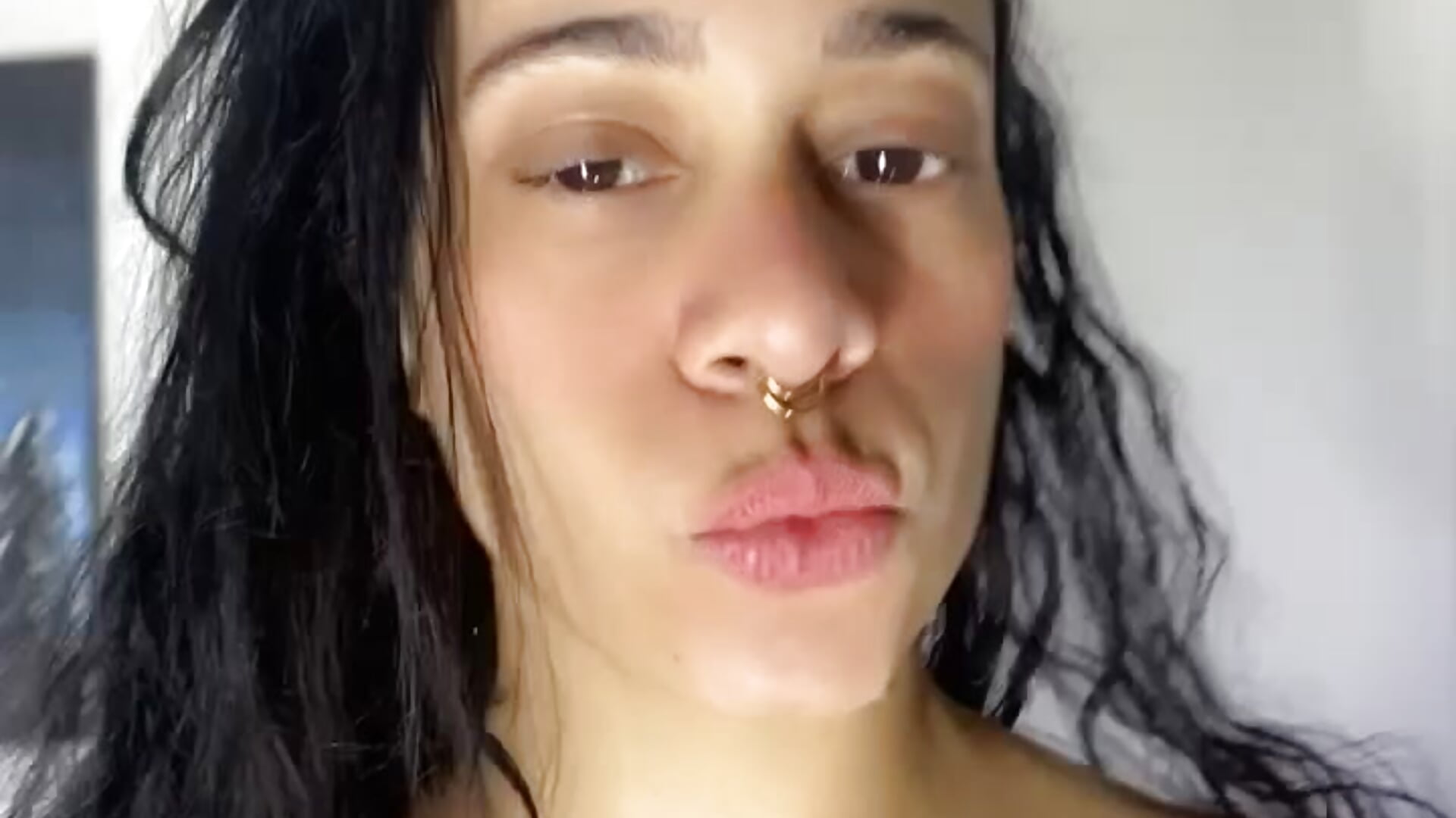 Hiii