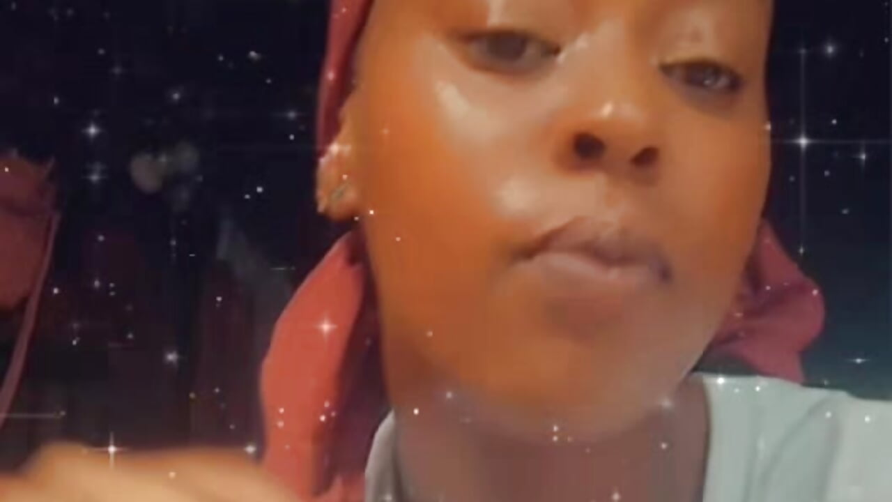 VID_36830112_174627_136 - video by sherrybloom cam model