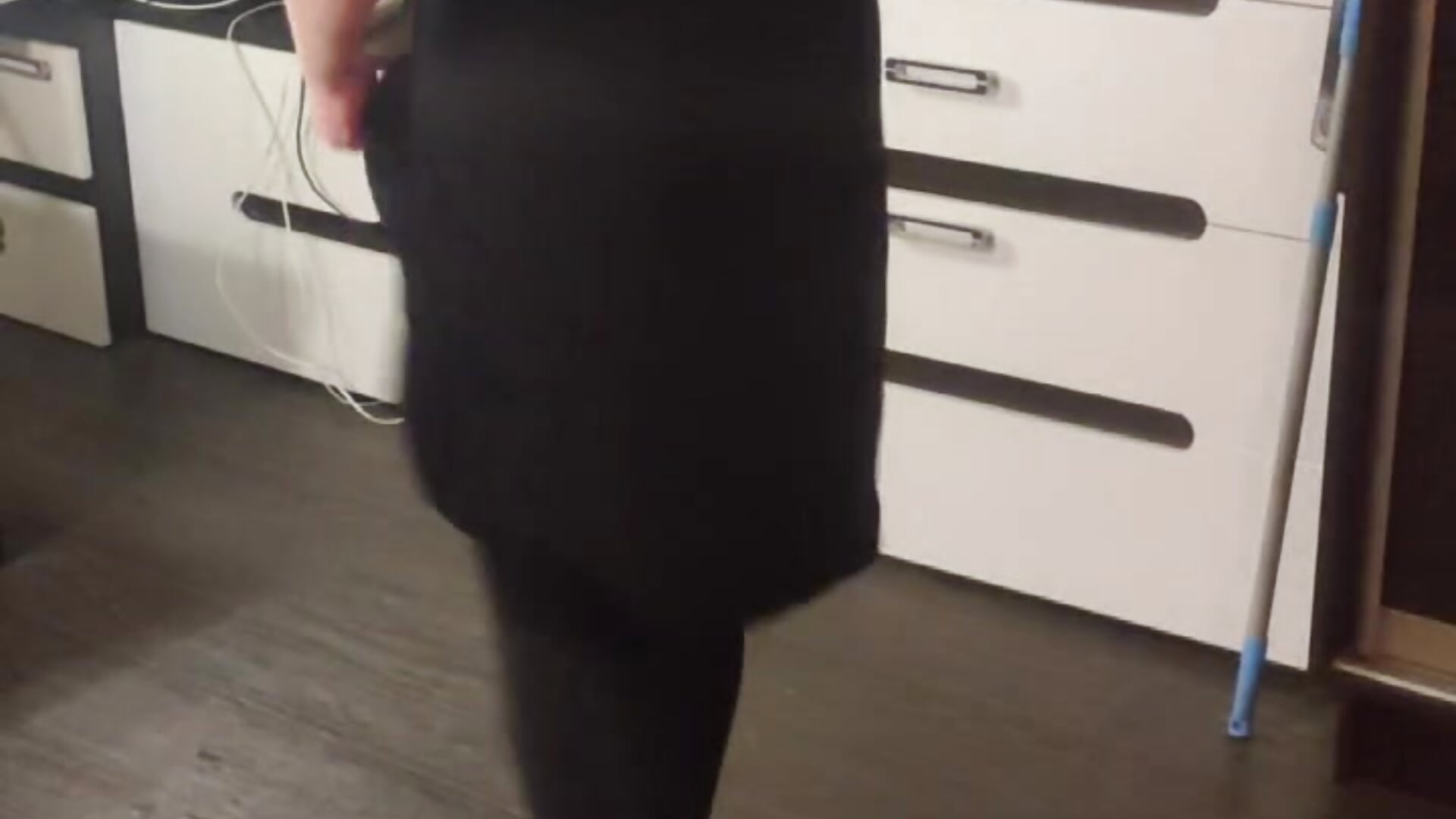 Kiss you - video by Evelina_cute cam model