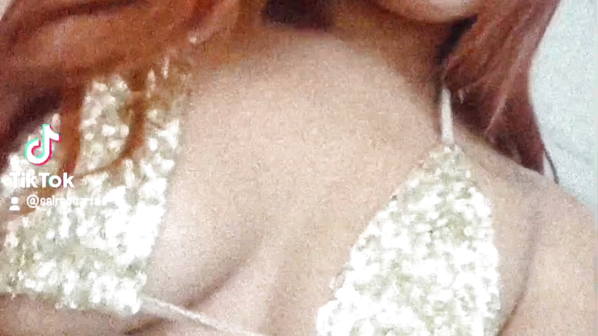 2022-12-18-143557981 - video by SairaxxxWilliams cam model