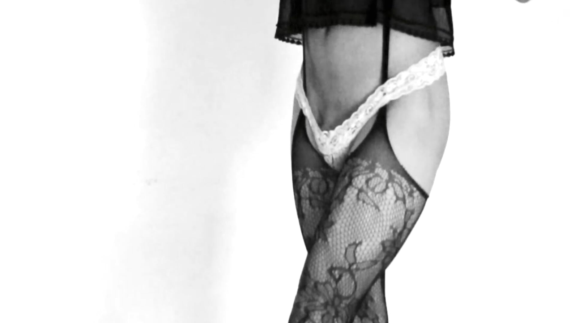 hihg heels - video by BriiannSteeles cam model