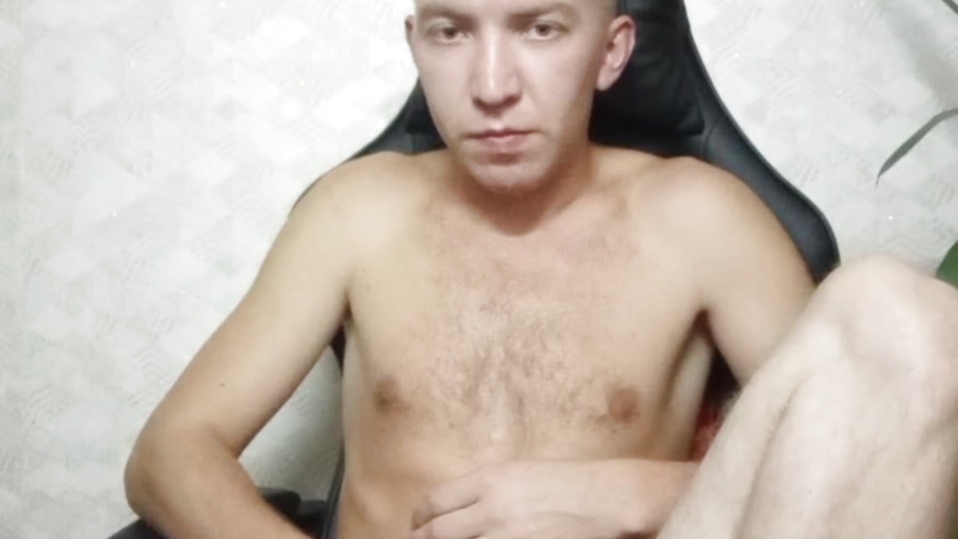 I'm playing with my testicles – видео вебкам-модели _uncle_Mitya-43_