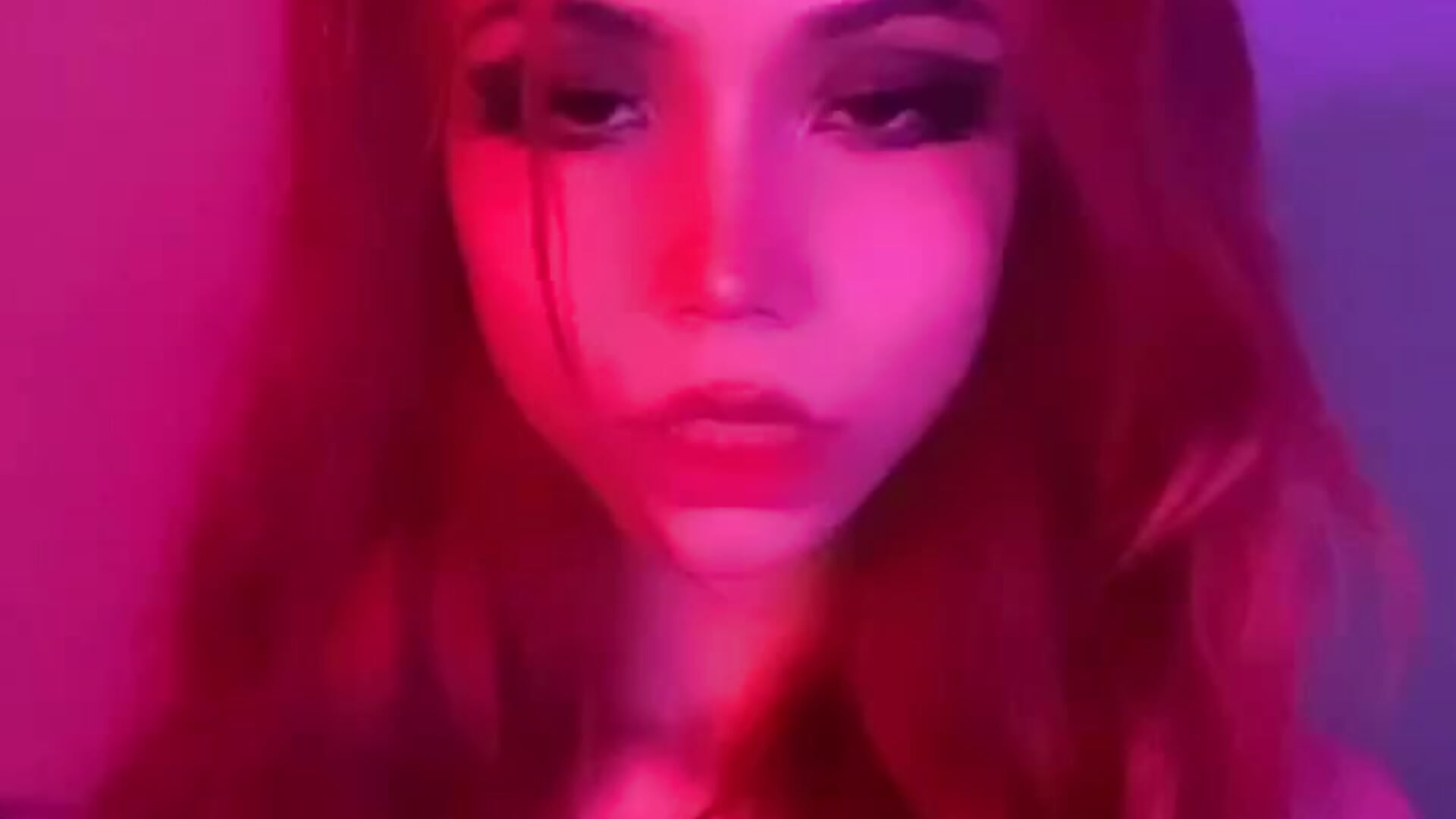 :3