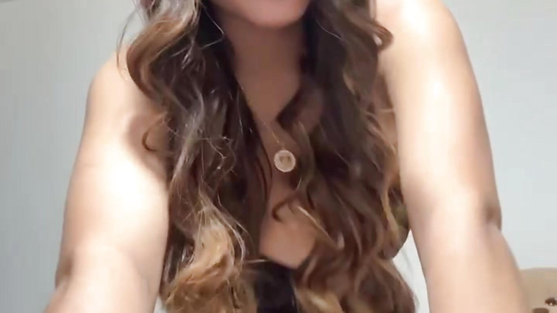 Cutesexy 💕🥰 - video by barbara_cambels cam model