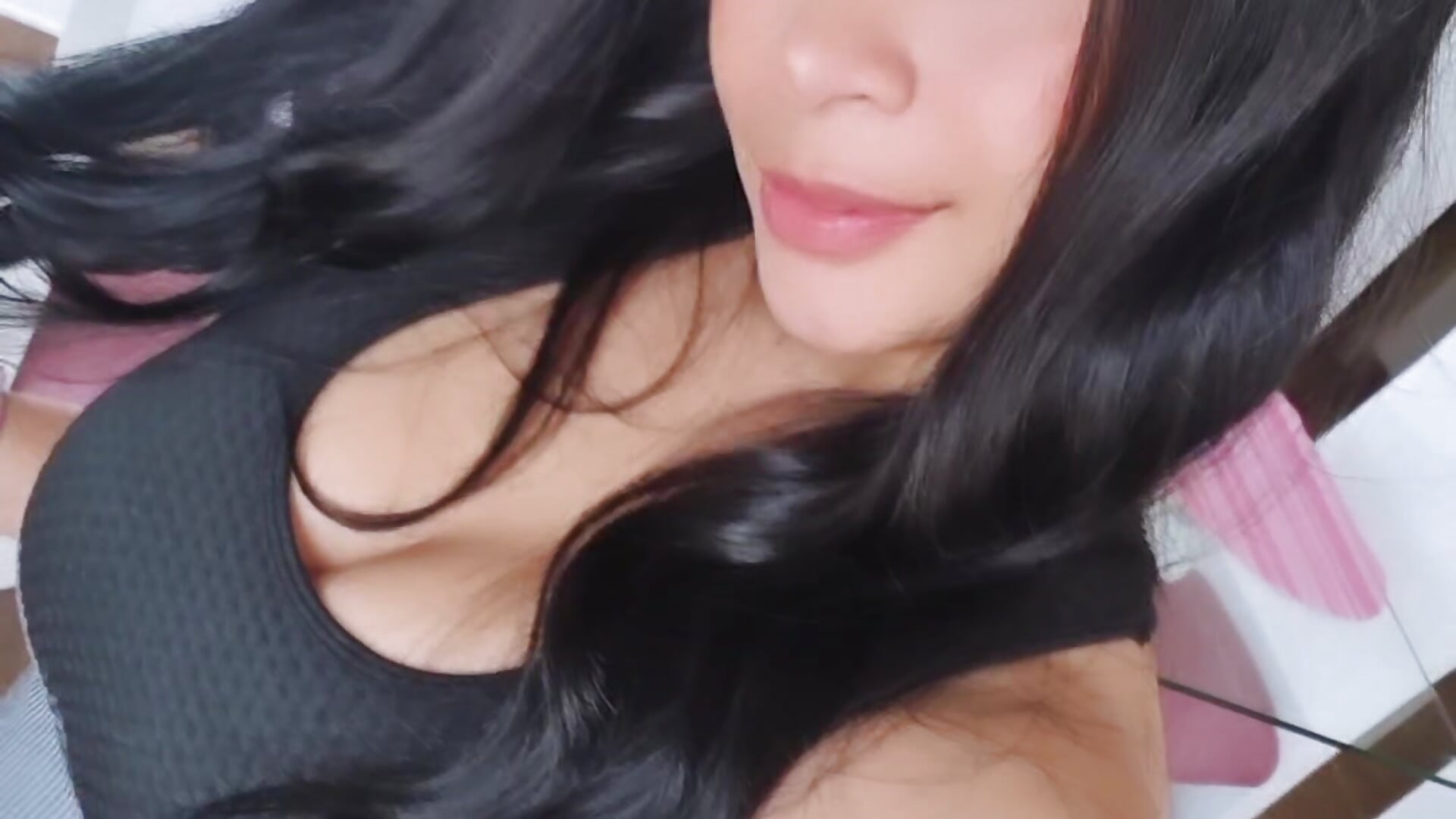 1000063596