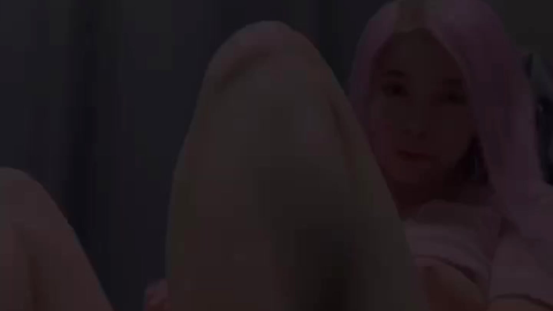 Pink hairs, squirt, deepsuck and fuck