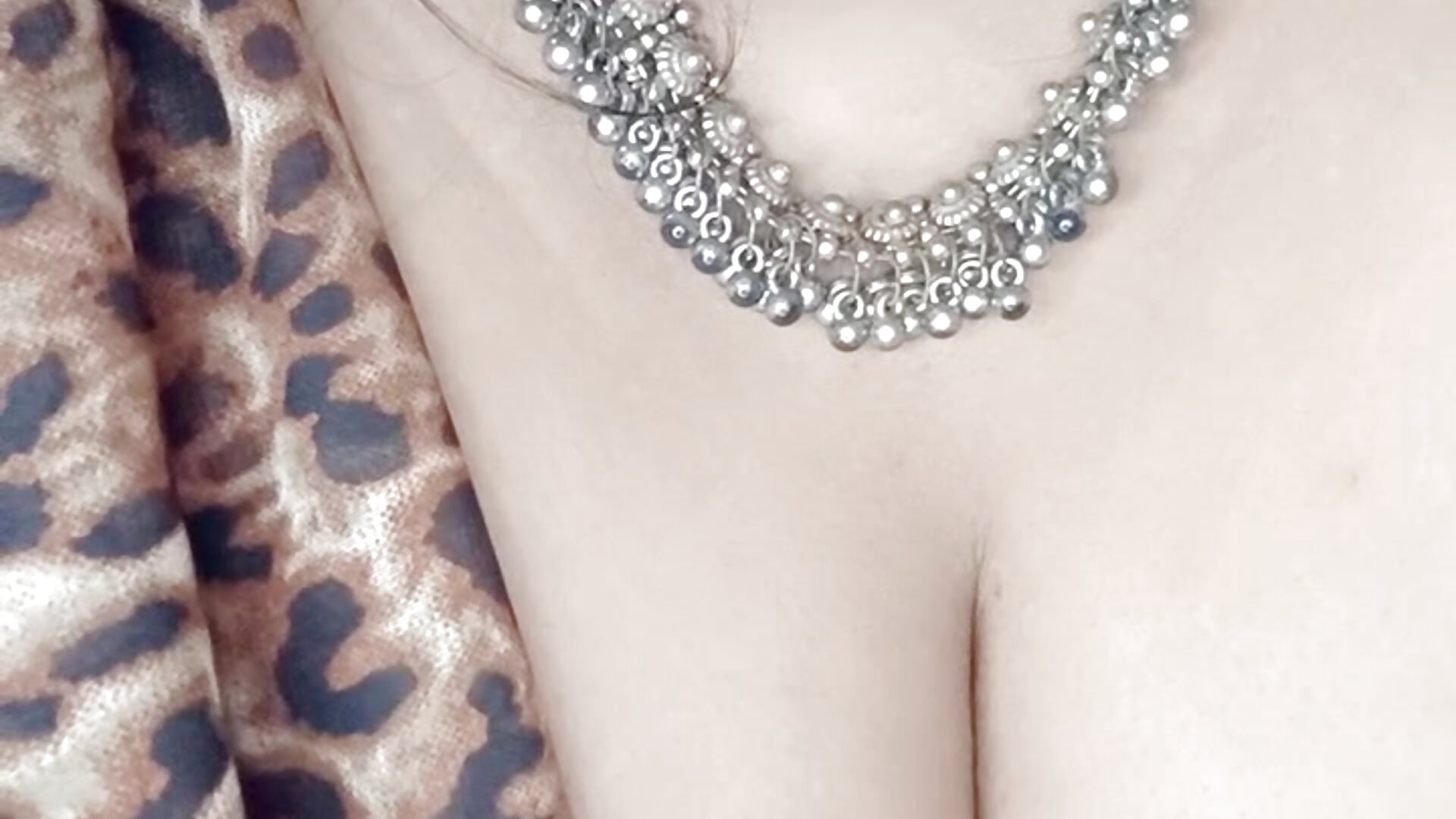 😋 – video od webkamerové modelky ___Shree_777