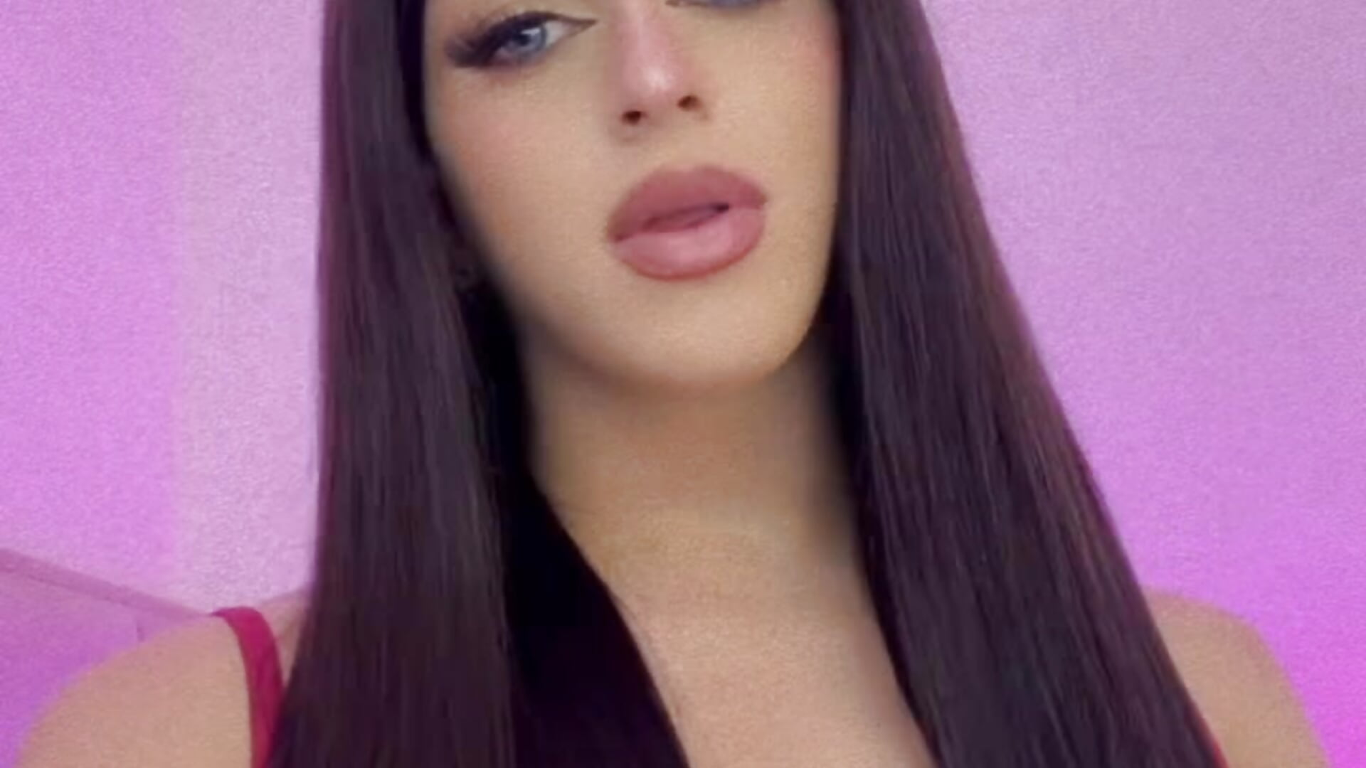 7CD267C8-6426-44B1-8950-68F177541D26 - video by Camila_and_jazmin cam model