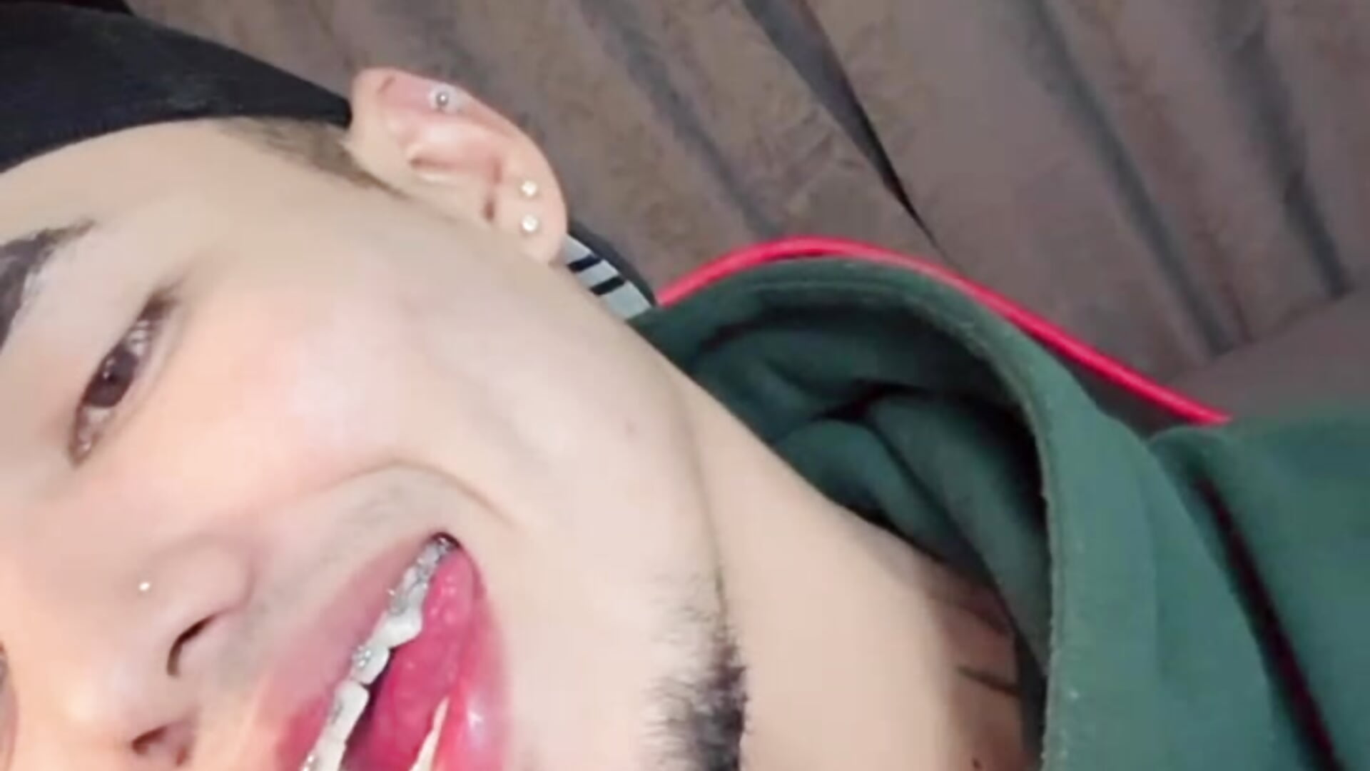 WhatsApp Video 2025-05-28 at 7,42,02 PM - video by thomas_latin_boy cam model