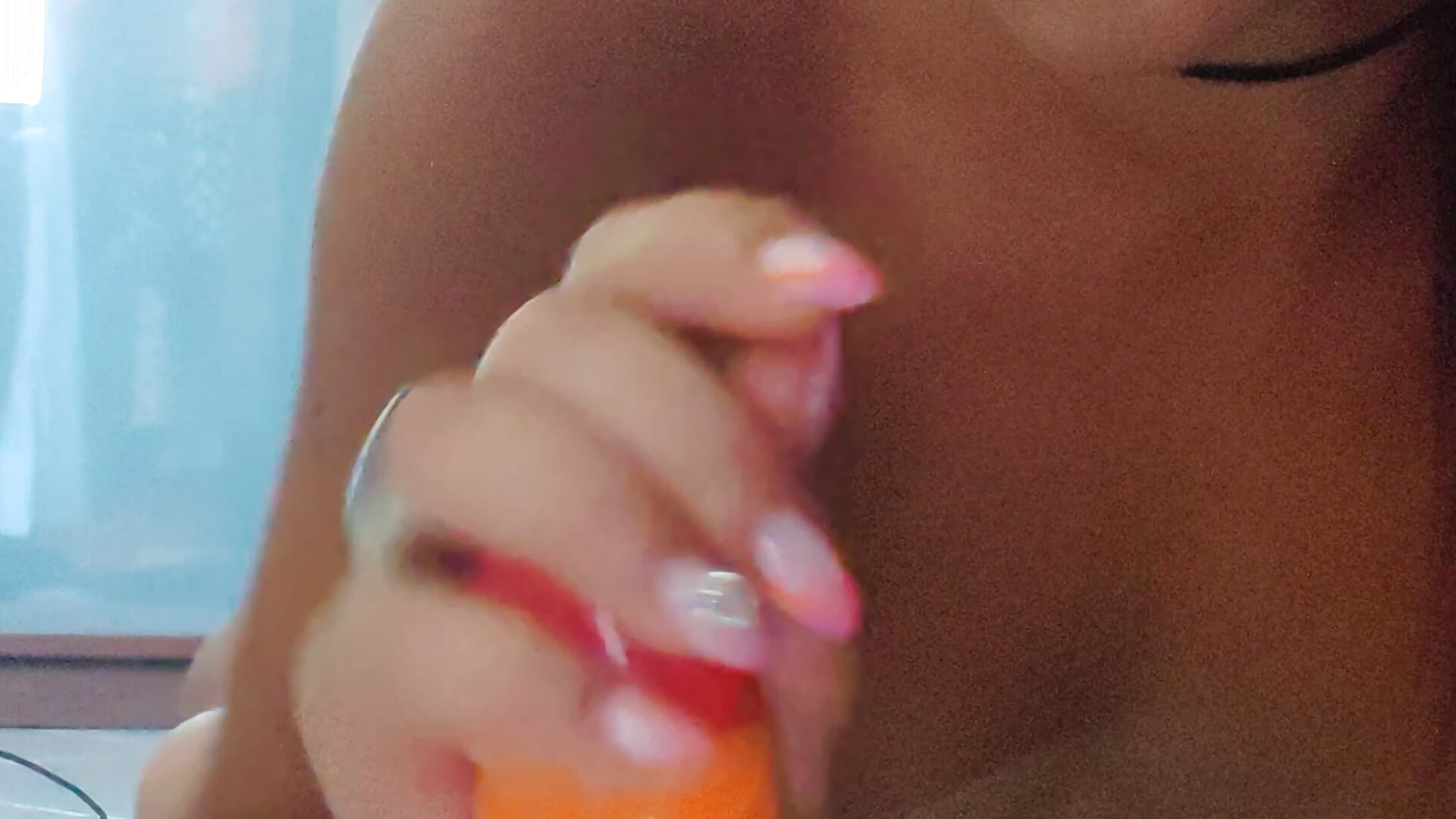✊😇 - clip cu CarolP7 model videochat