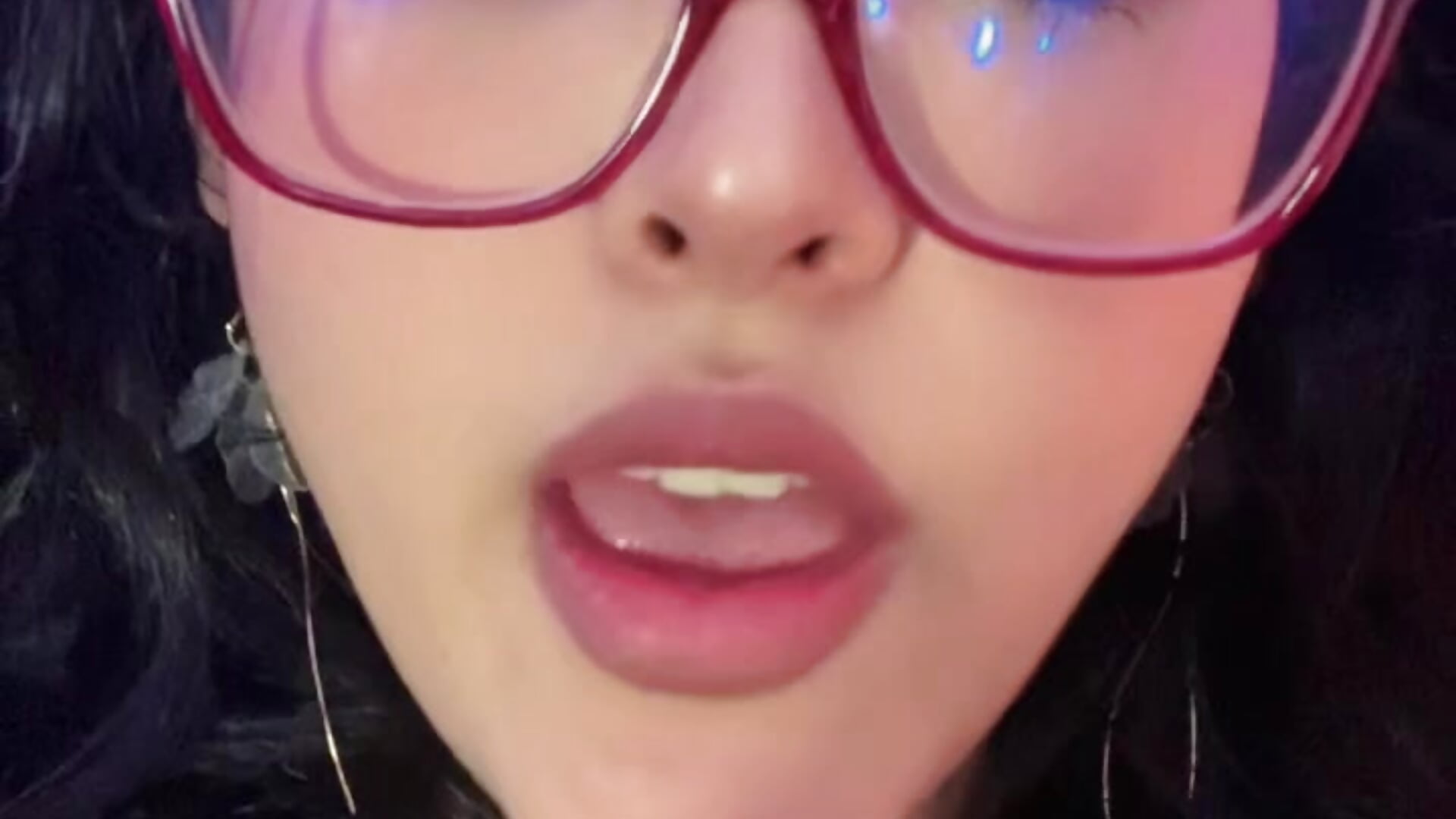 💋 - vidéo du modèle de showcams Dayanna_S