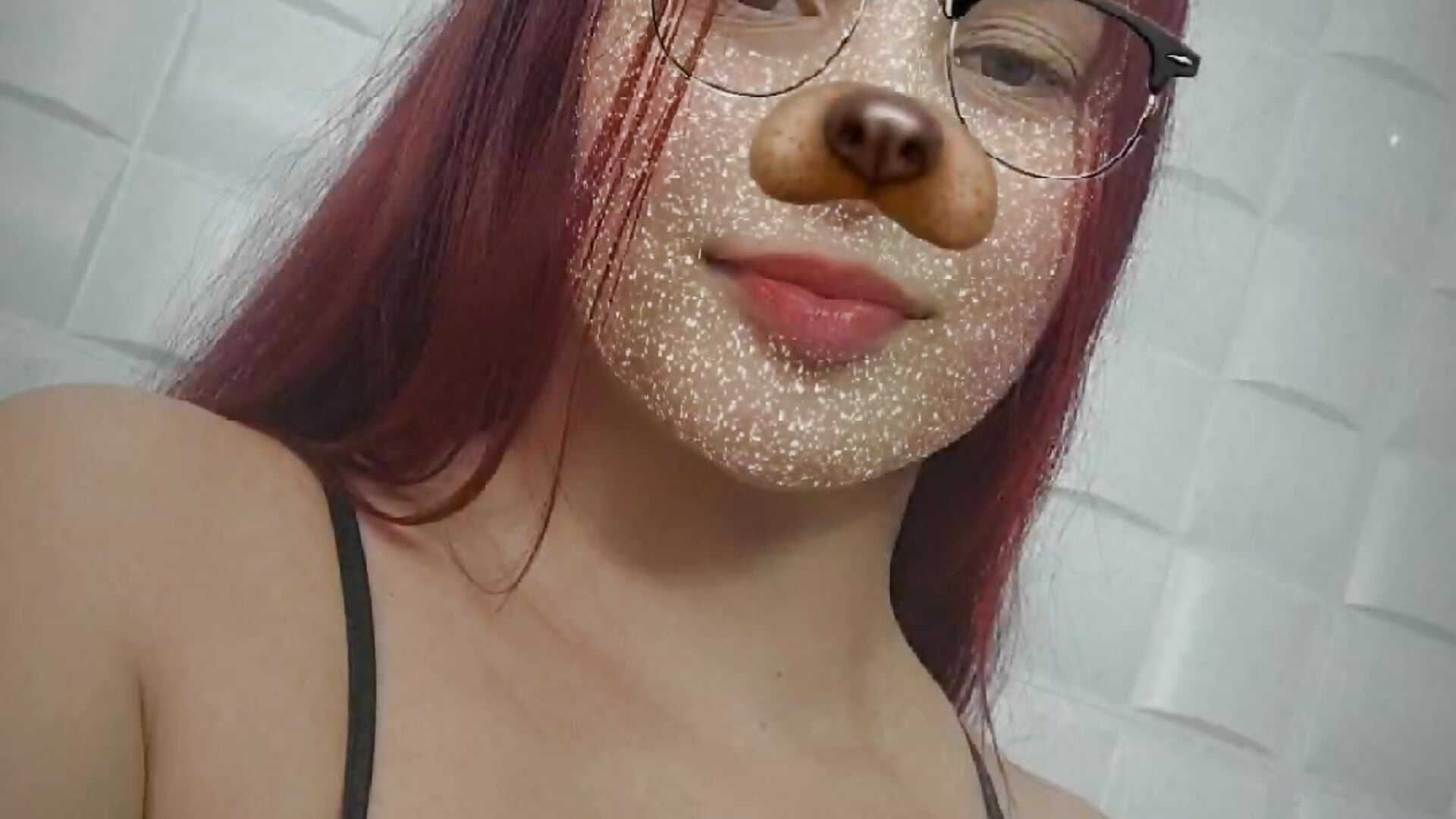TIK TOK - video by lili_cardenas_ cam model
