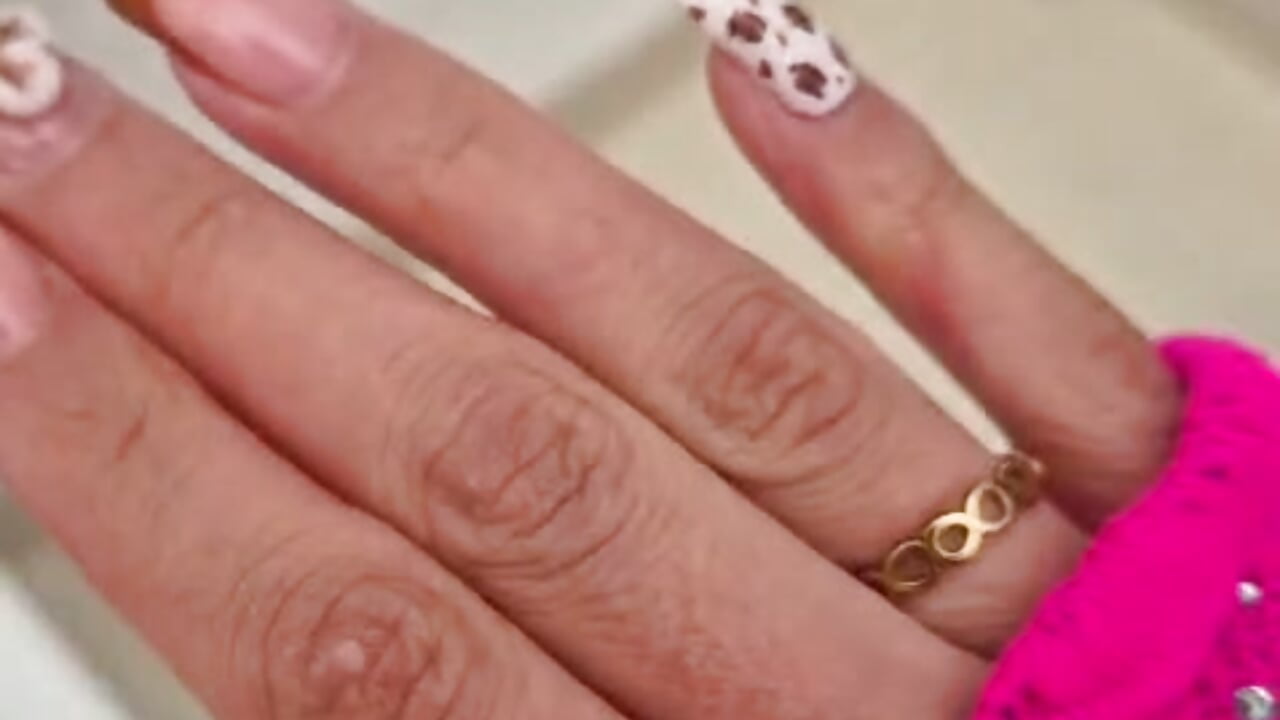 beautiful princess nails🌺 - LILA_ELLIOT主播的视频