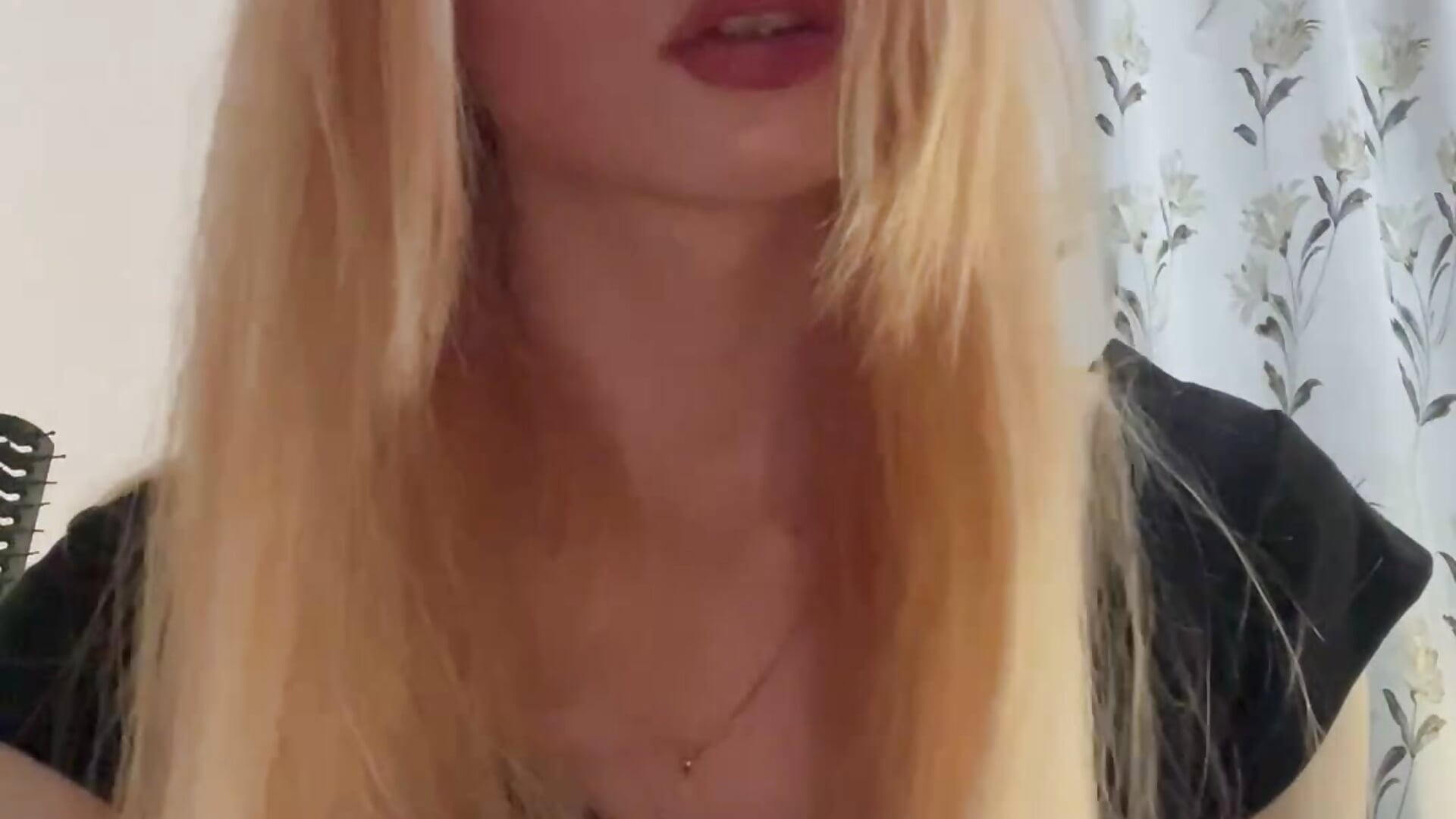 (✿◡‿◡)