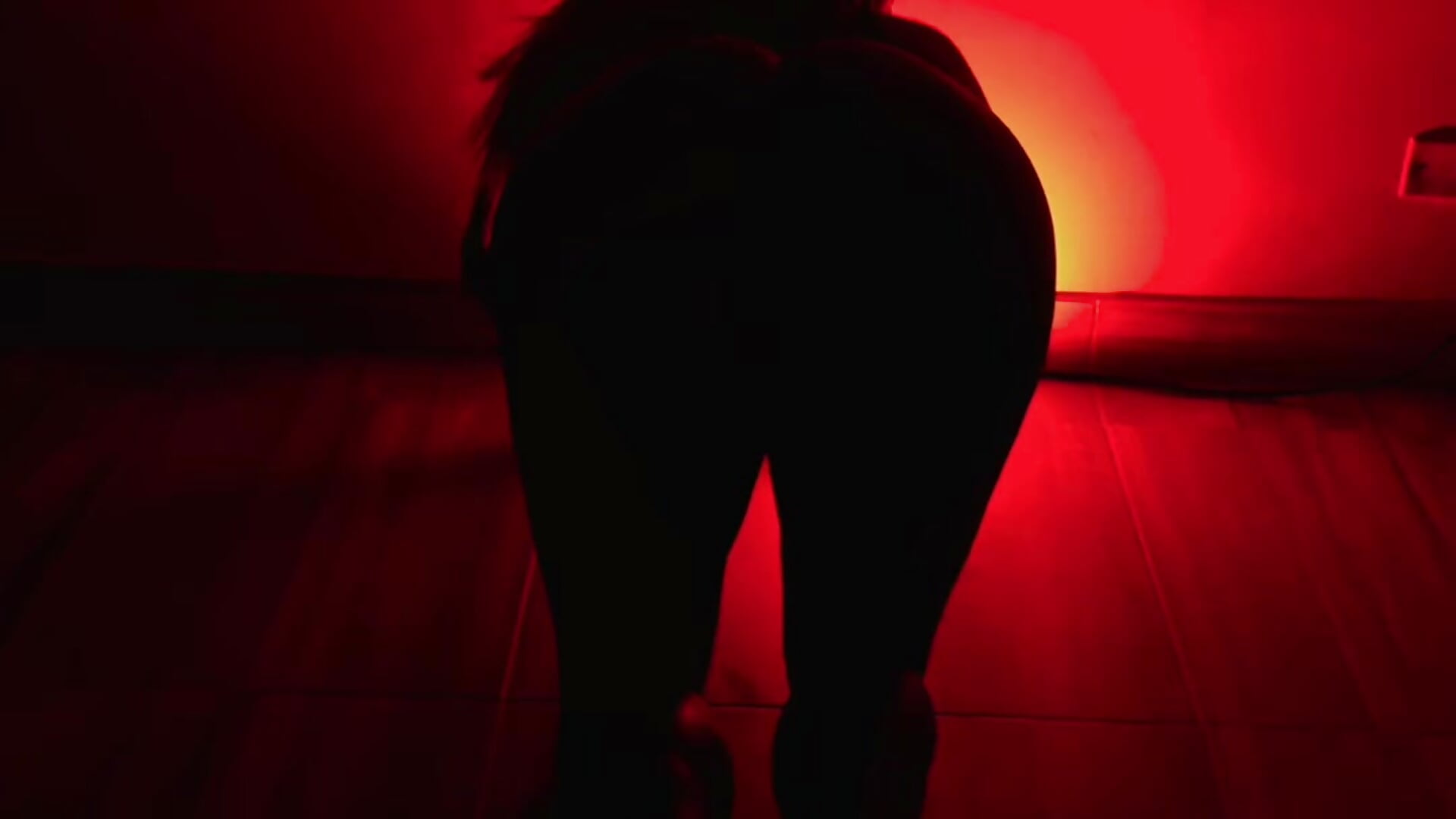dance sexy - Almaahotxxx 캠 모델의 동영상