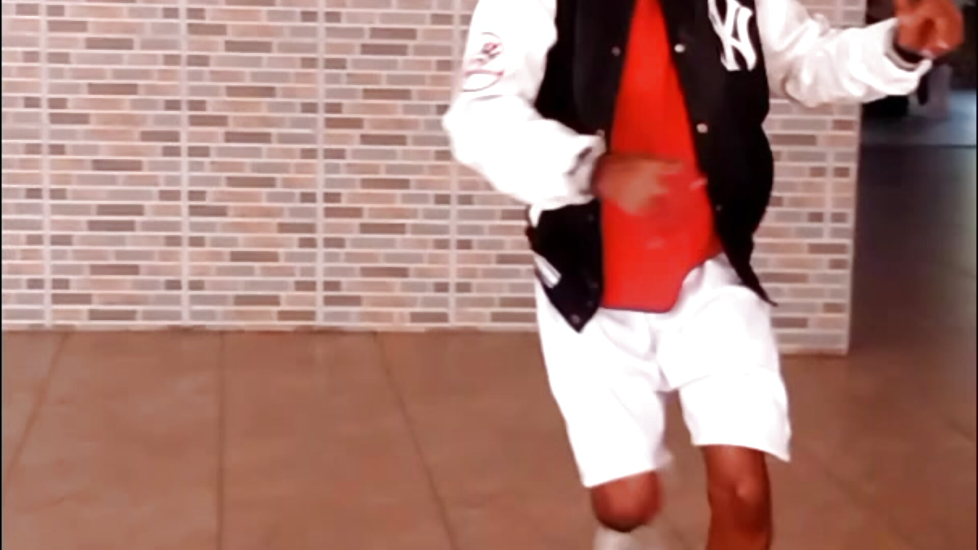 Dance 😎🔥😎 - video by AlbertBigCock cam model