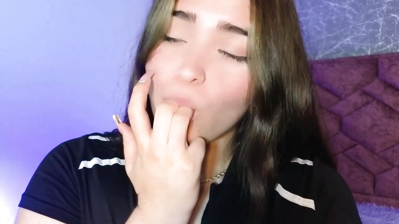 A very naughty girl - video by cattaleya___ cam model