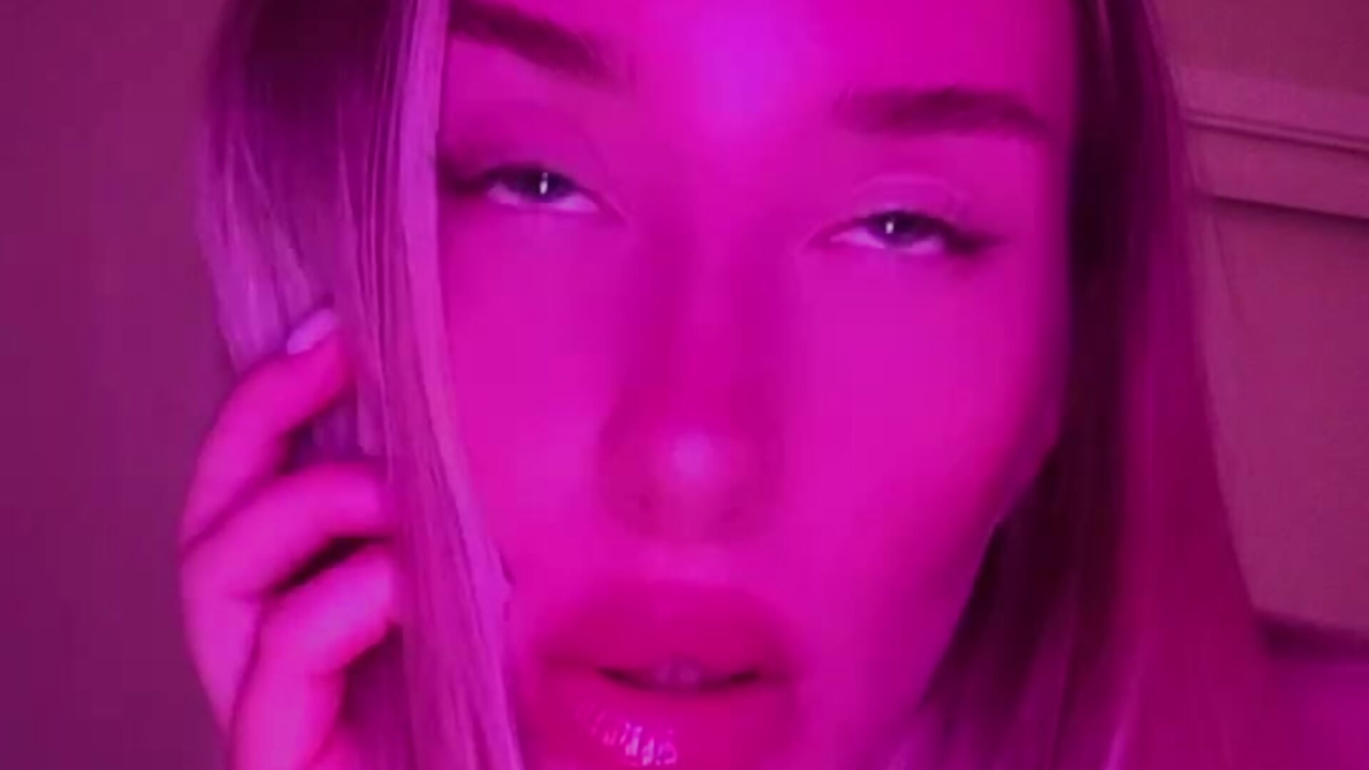 I roll my eyes 🤪 - video av _kellystar_ cam model