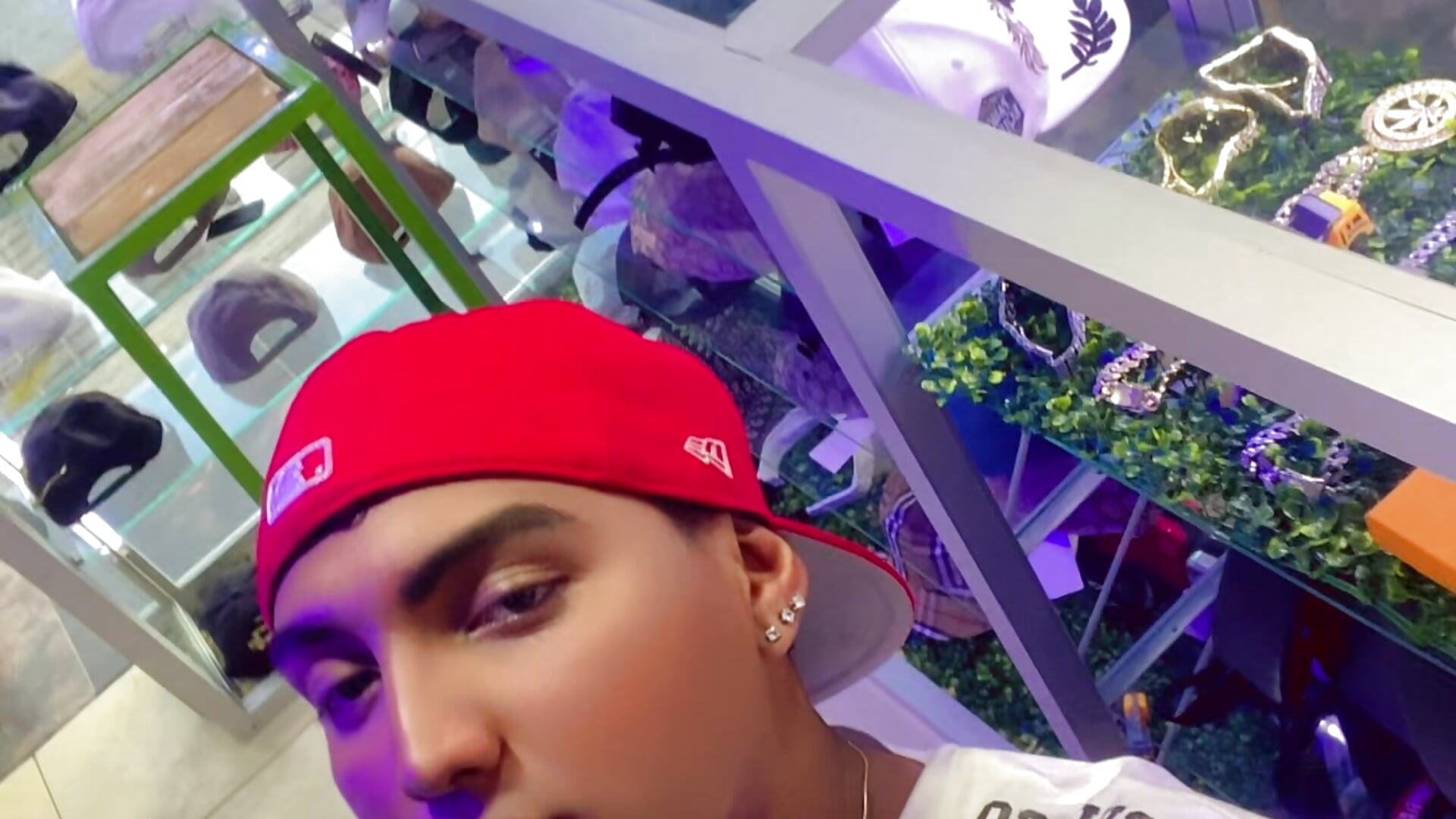 Lian_Lee – popularni video modela na kameri 6630