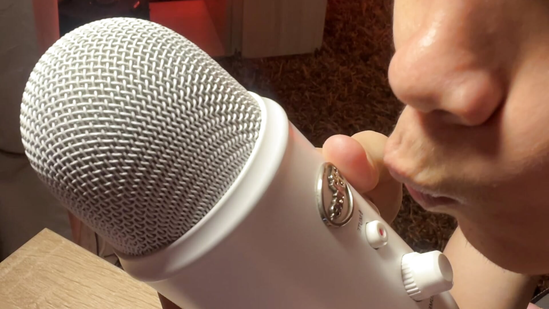 Derek Testing his NEW Yeti blue mic 🐻‍❄️💿 – video modela na kameri MyLatinHotBoys