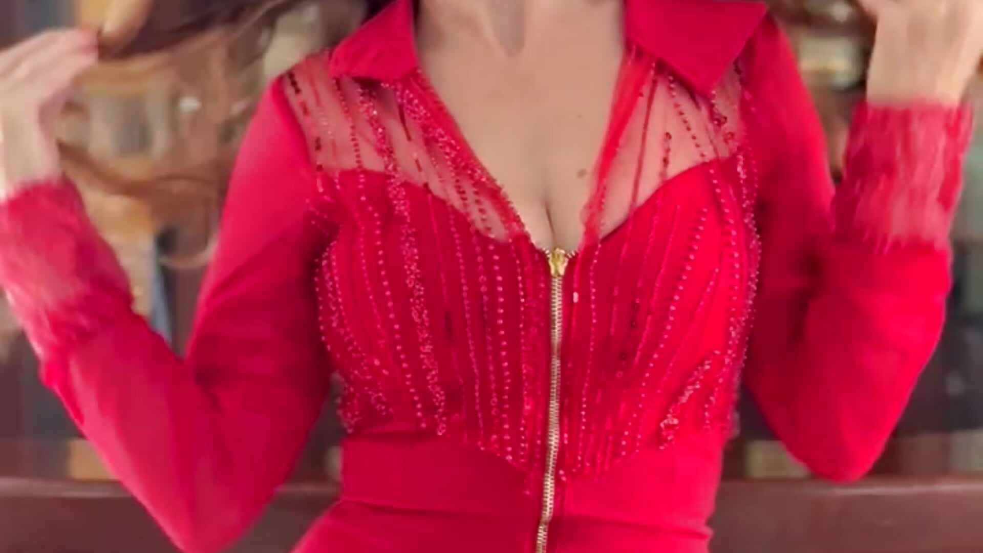 Sexy and elegant milf - Video von Matureyulyet Cam-Model