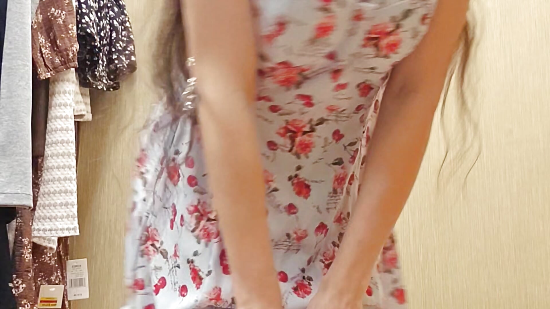 ✨️ Bein' Sneaky In The Dressing Room ✨️ - vidéo du modèle de showcams Moon__Babe