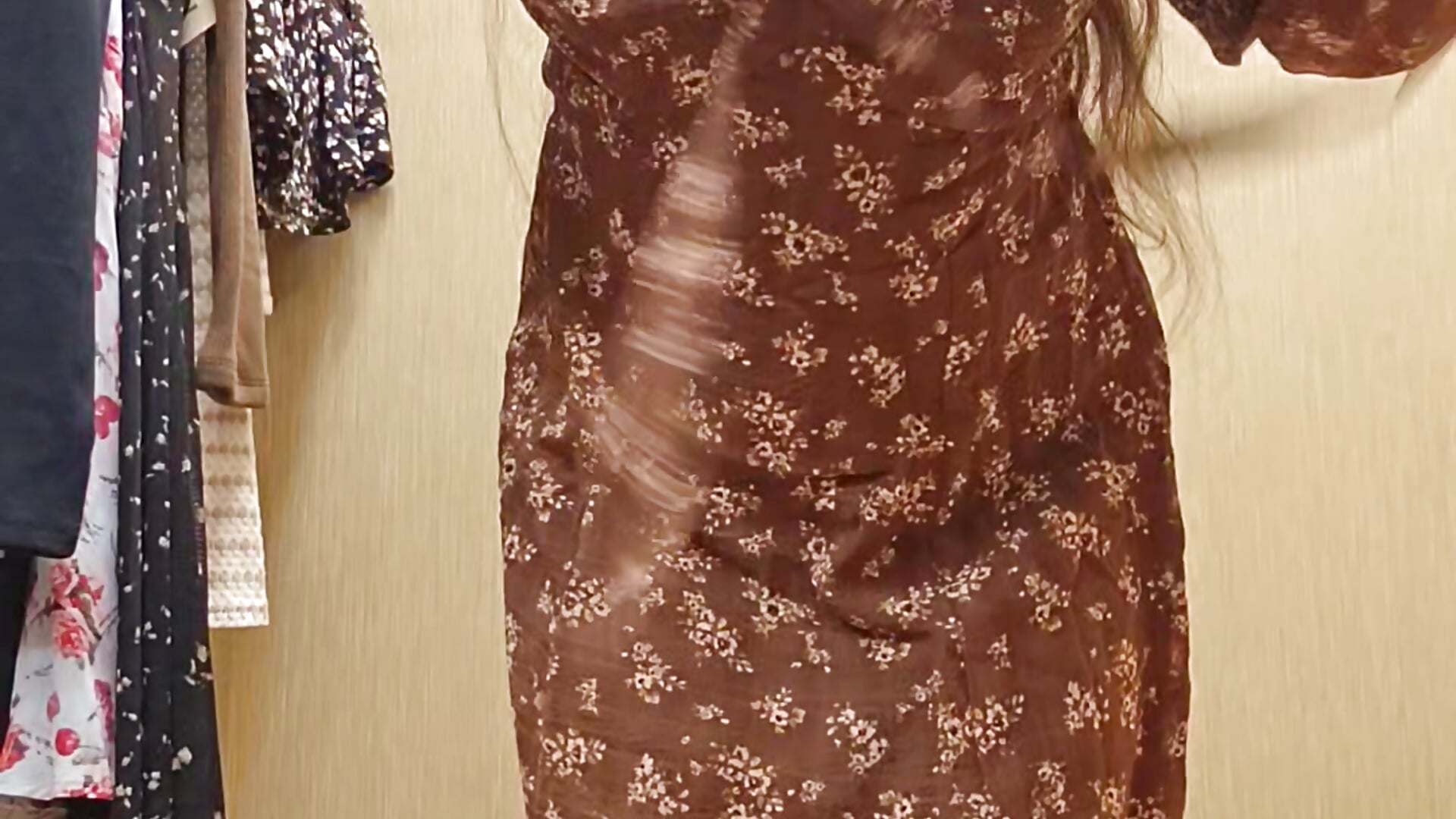 ✨️ Bein' Sneaky In The Dressing Room ✨️ - vidéo du modèle de showcams Moon__Babe