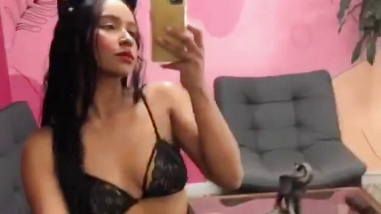 WhatsApp Video 2023-11-29 at 11,41,38 PM - video by DannaHall3 cam model