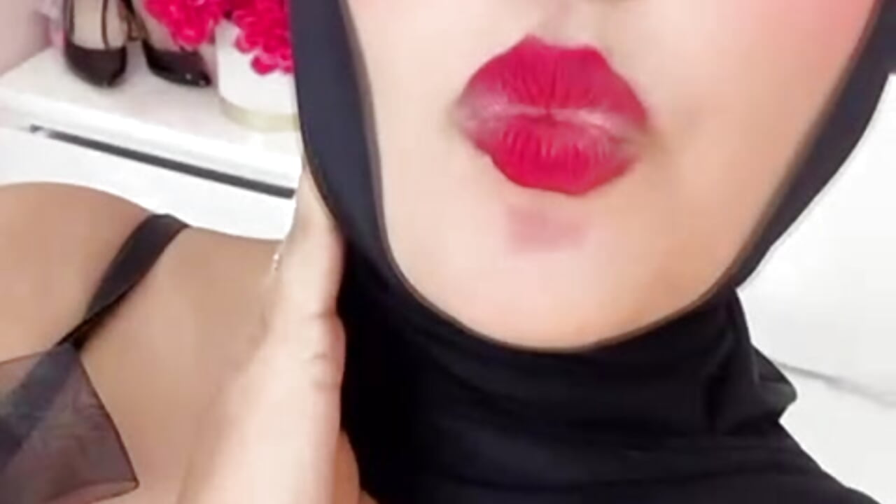 im so hot - 視頻由 Lea_nahid 主播提供