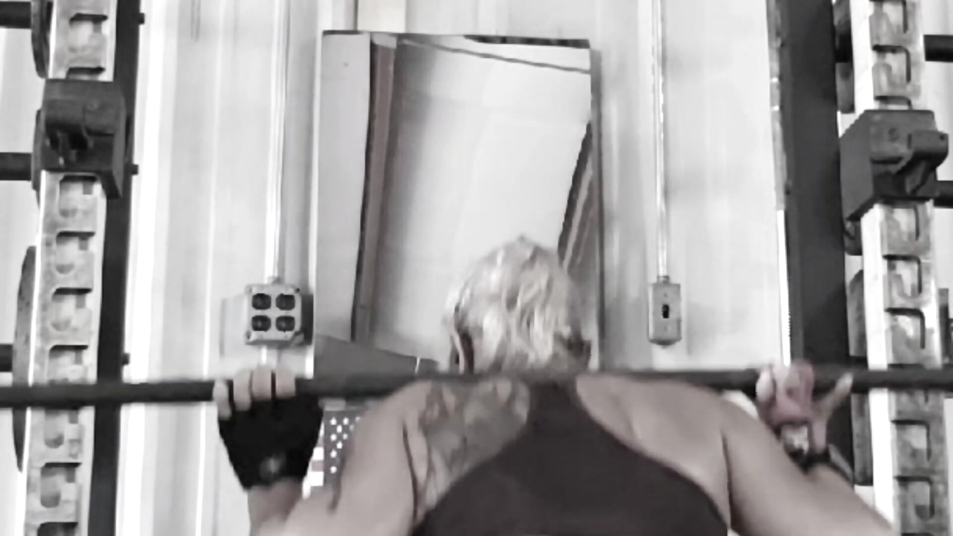 Just a clip of me doing squats