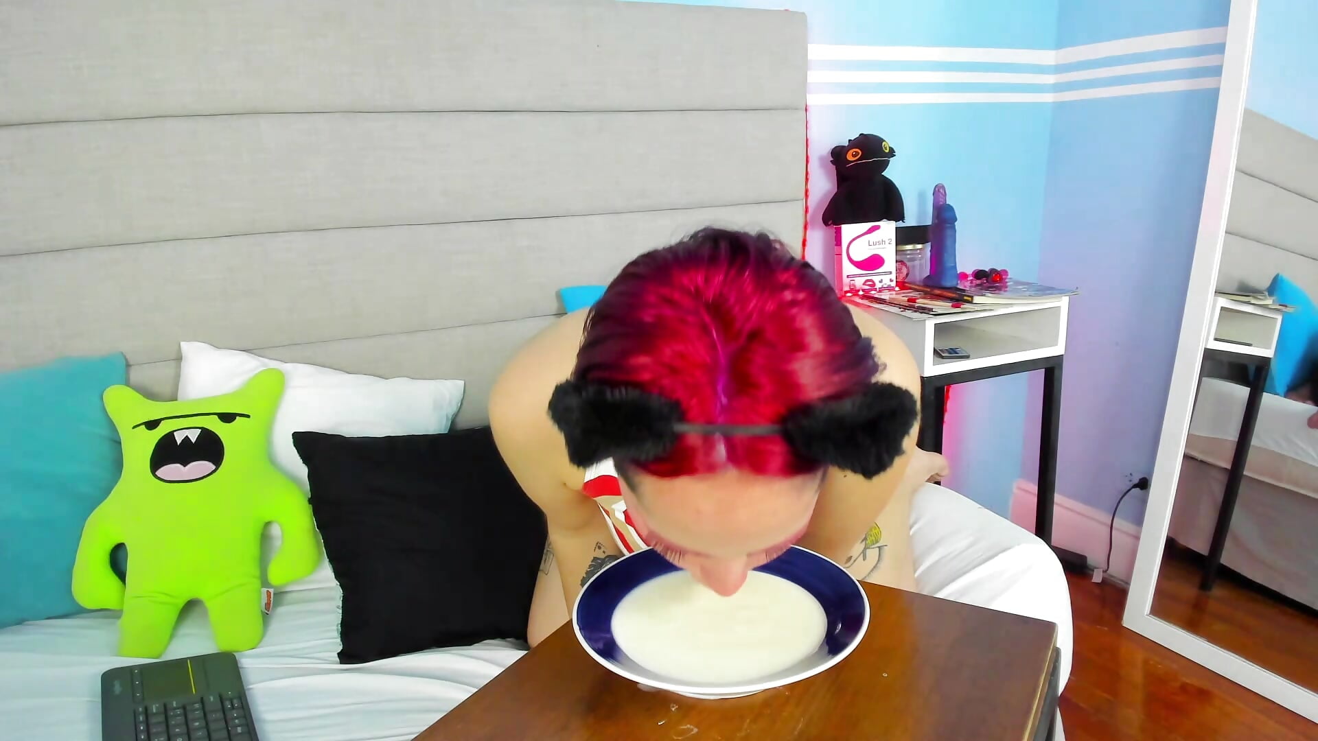 POV me das tu lechita *p37 play*