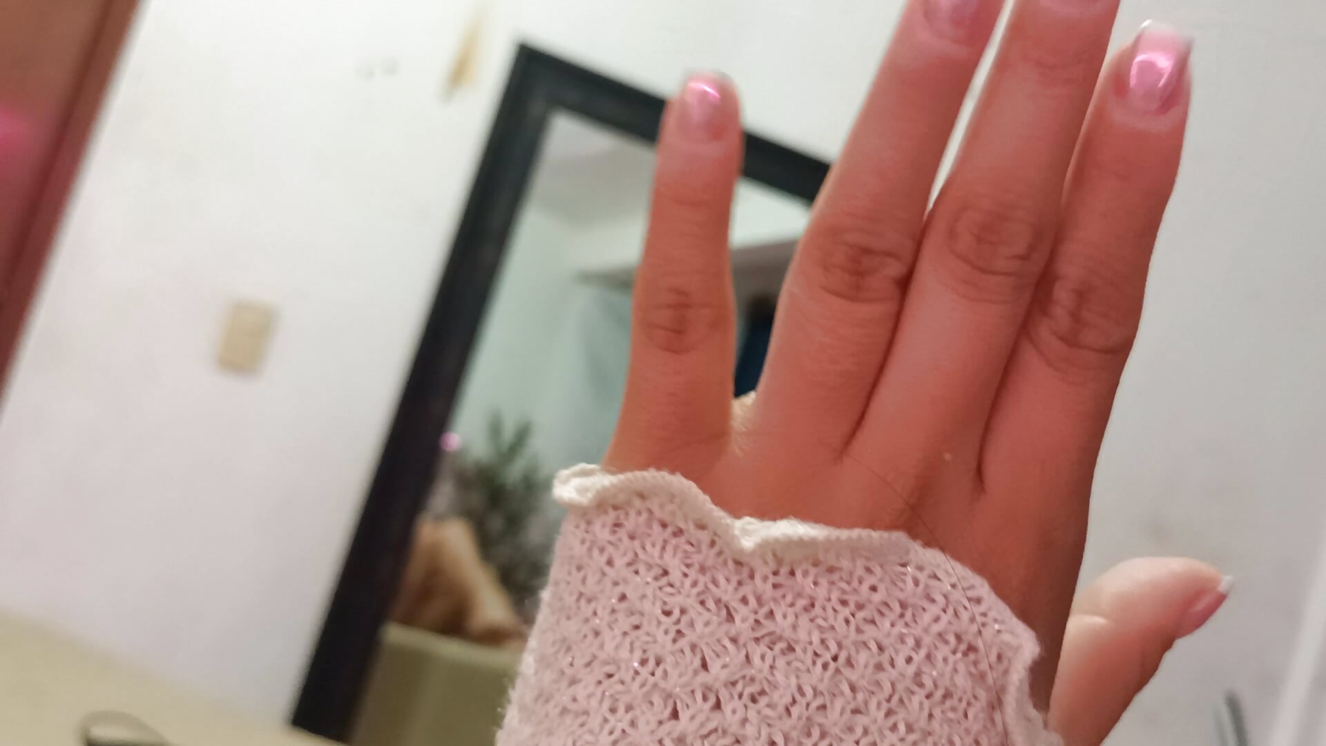 Te gustan mis uñitas - video by Celestte22 cam model