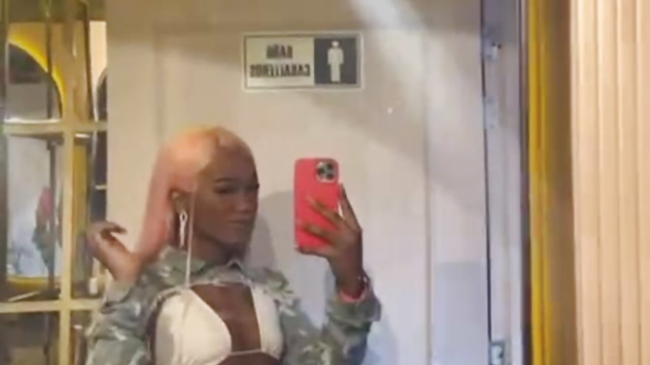 the party－カメラキャストのnaomy__xxの動画