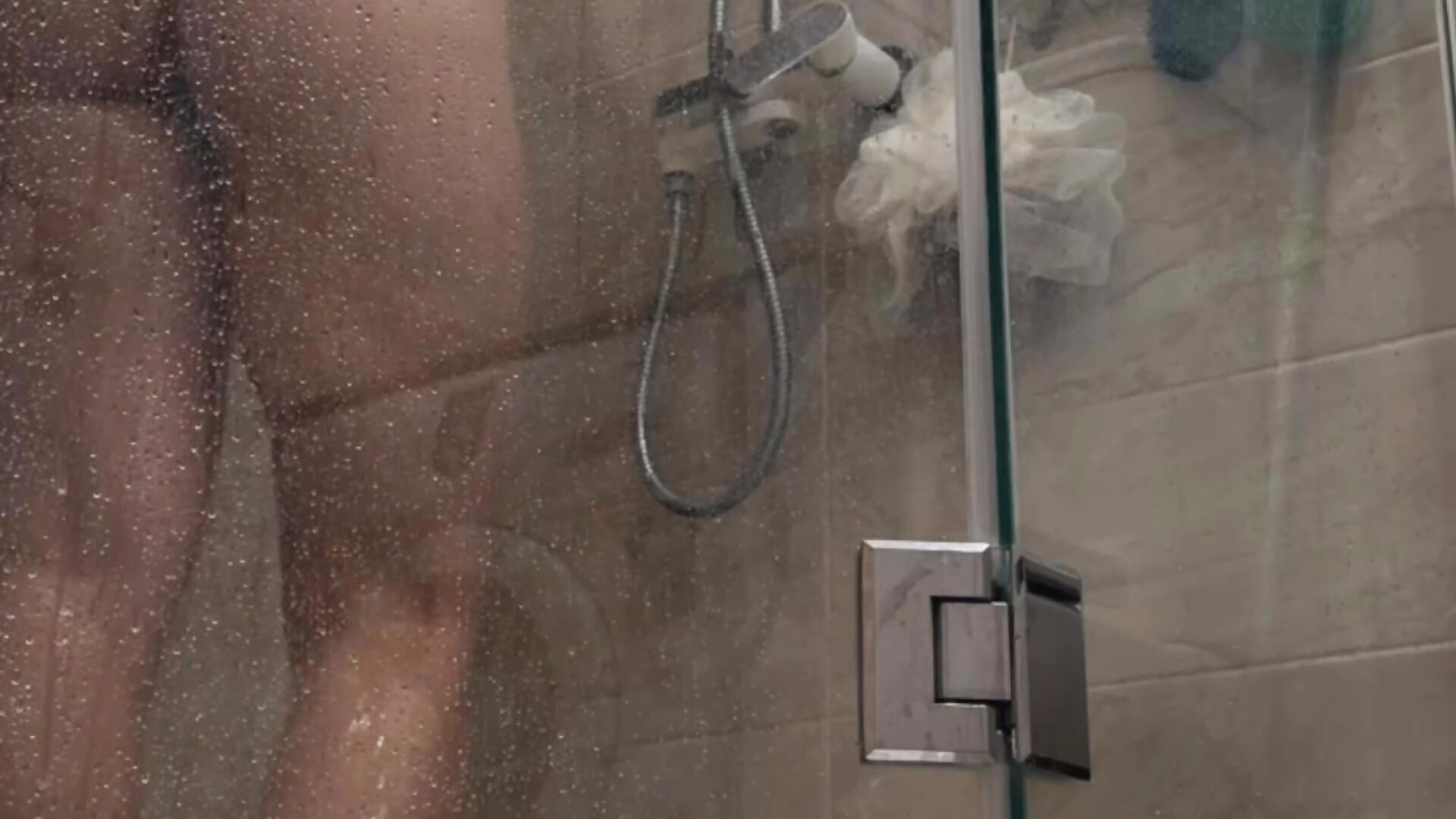 u spy for me in shower