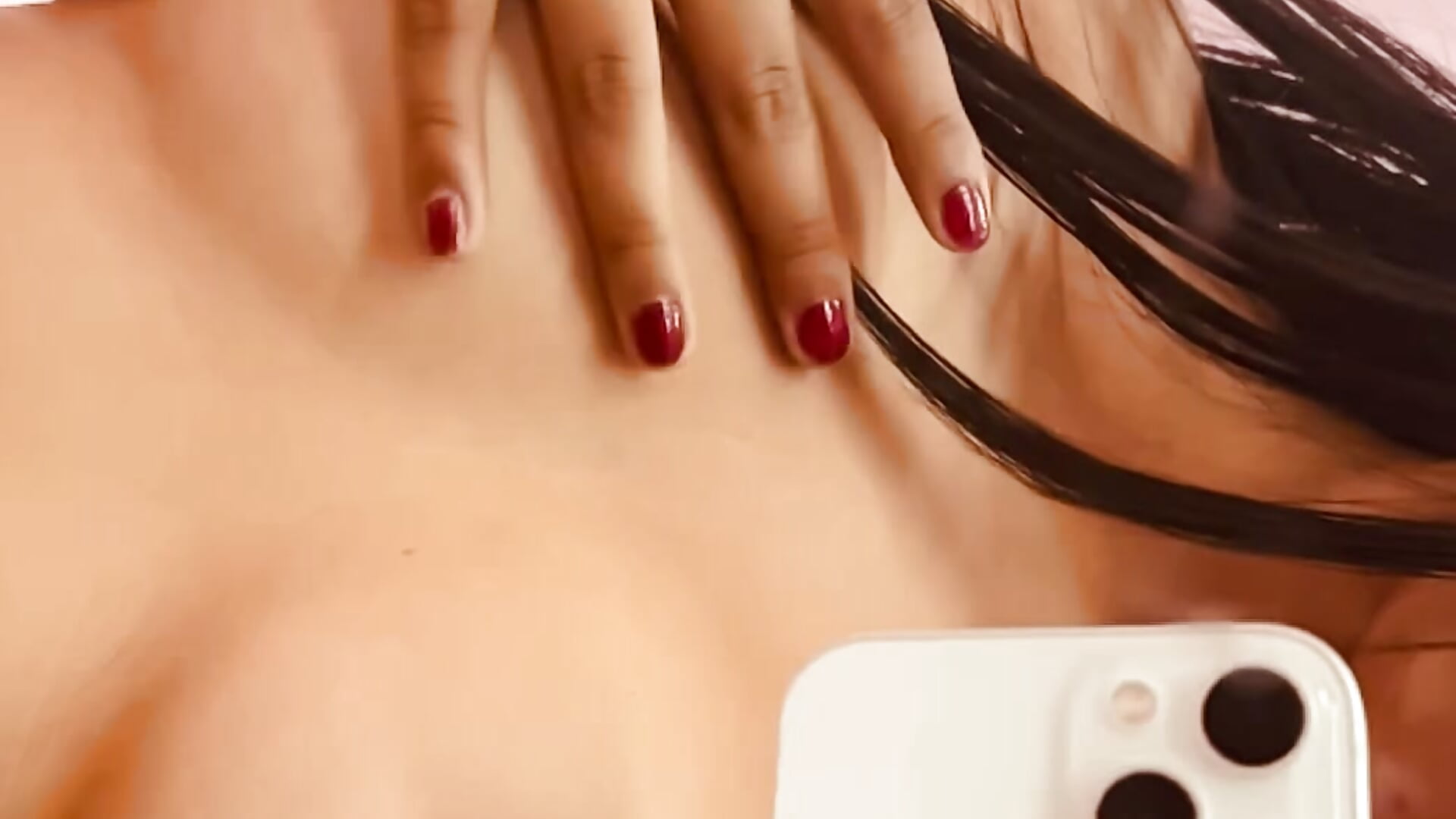 I like being subtle - video by LinnaGardenia cam model