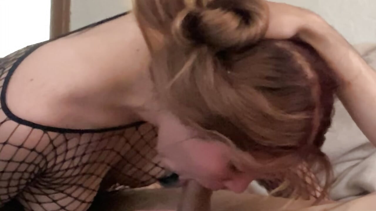 Mira como la chupo🍆🫦 - video by LunaAurora3 cam model