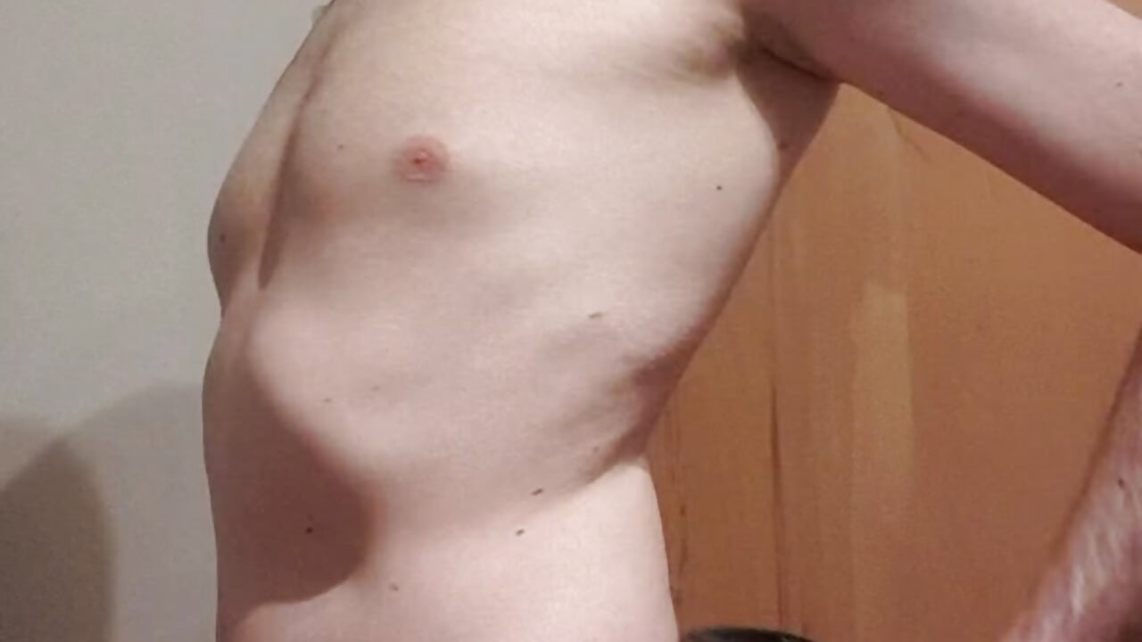 Huge Anal Beads - Video von Livelikethecaptain Cam-Model